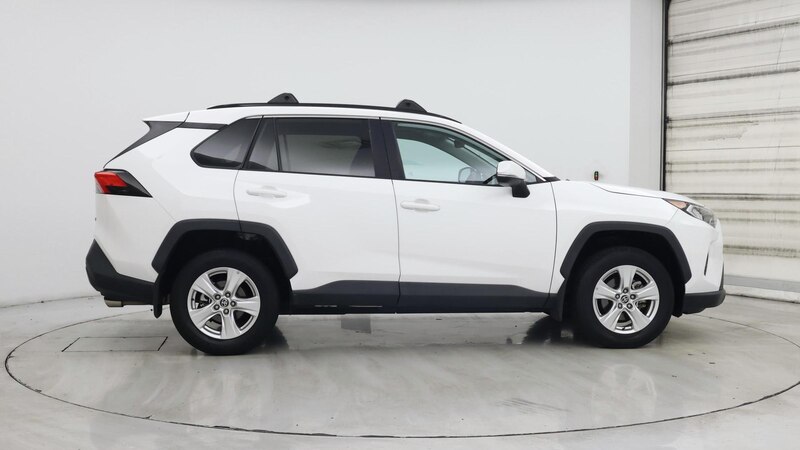 2021 Toyota RAV4 XLE 7