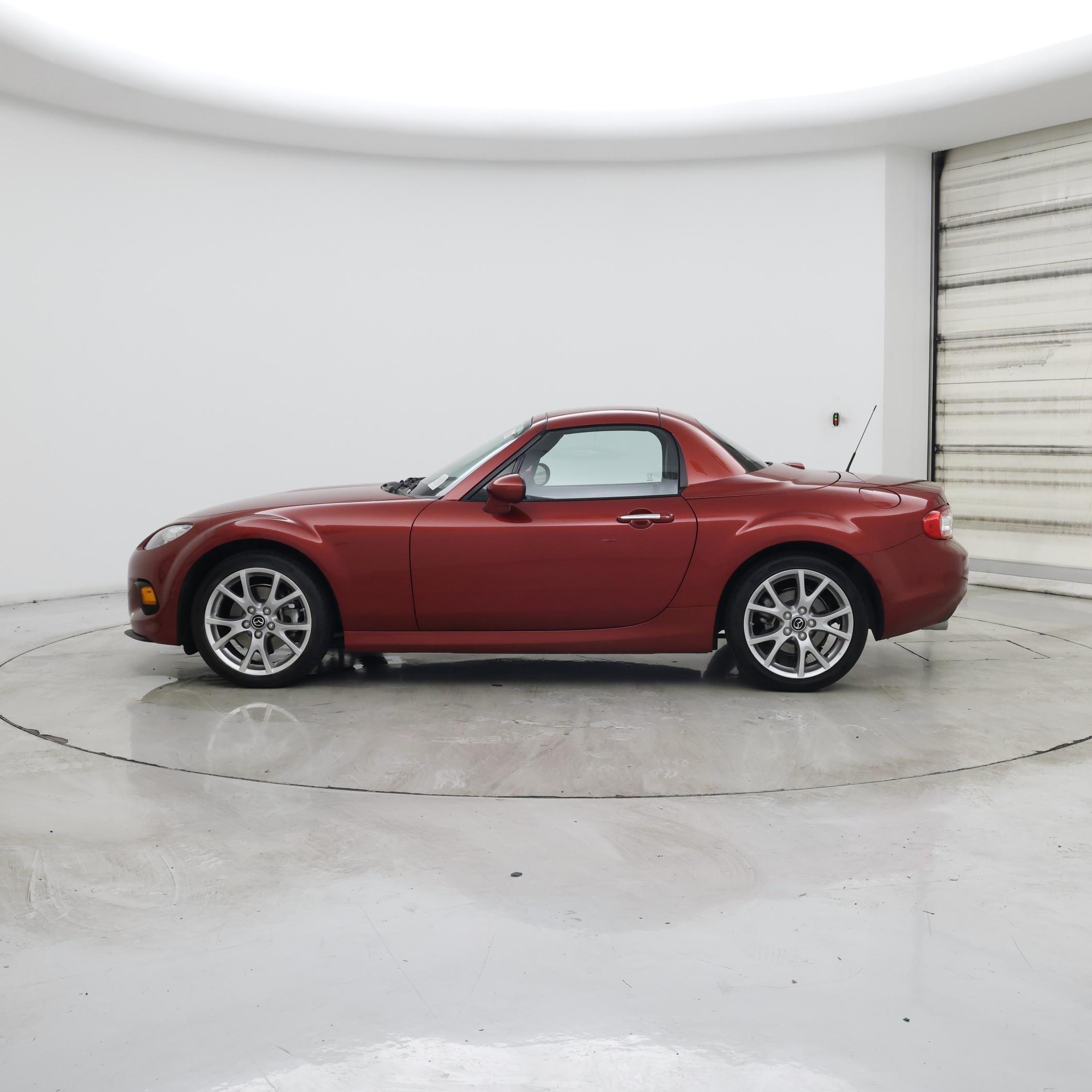 Thumbnail: 2015 Mazda MX-5 Miata - 3