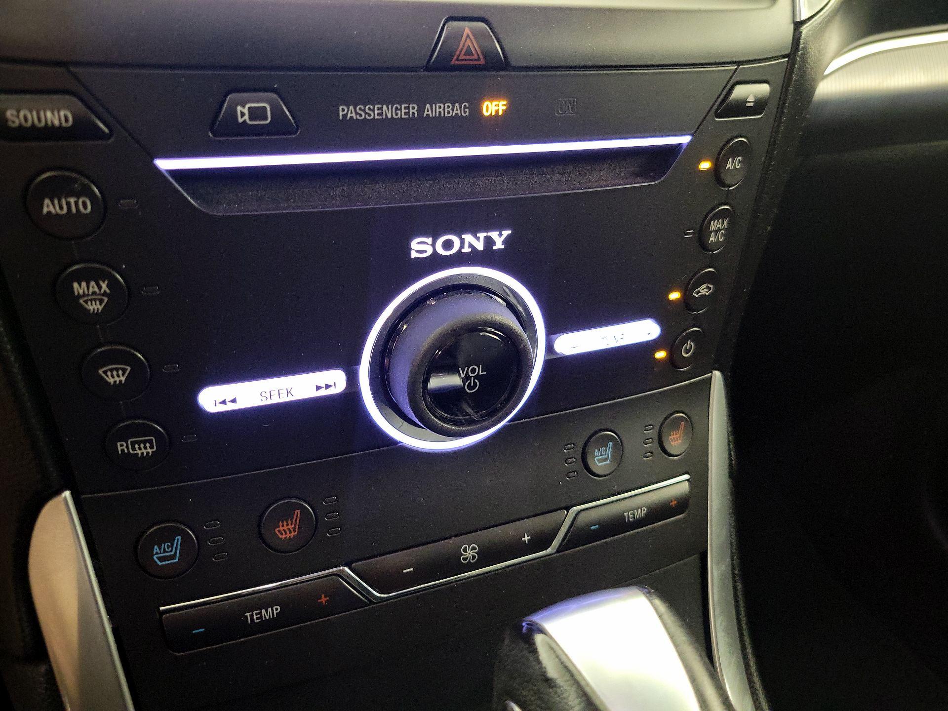 Thumbnail: 2016 Ford Edge - 17