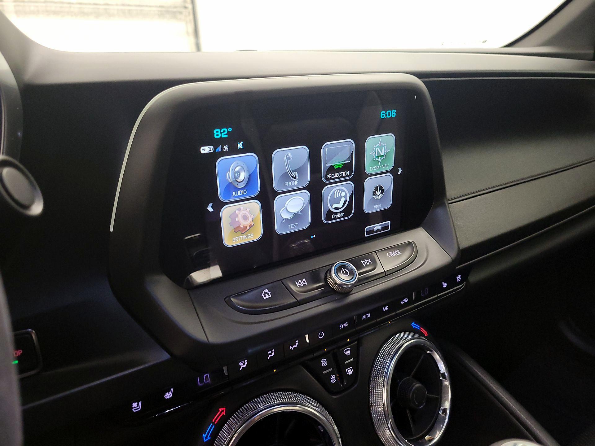 Thumbnail: 2018 Chevrolet Camaro - 14