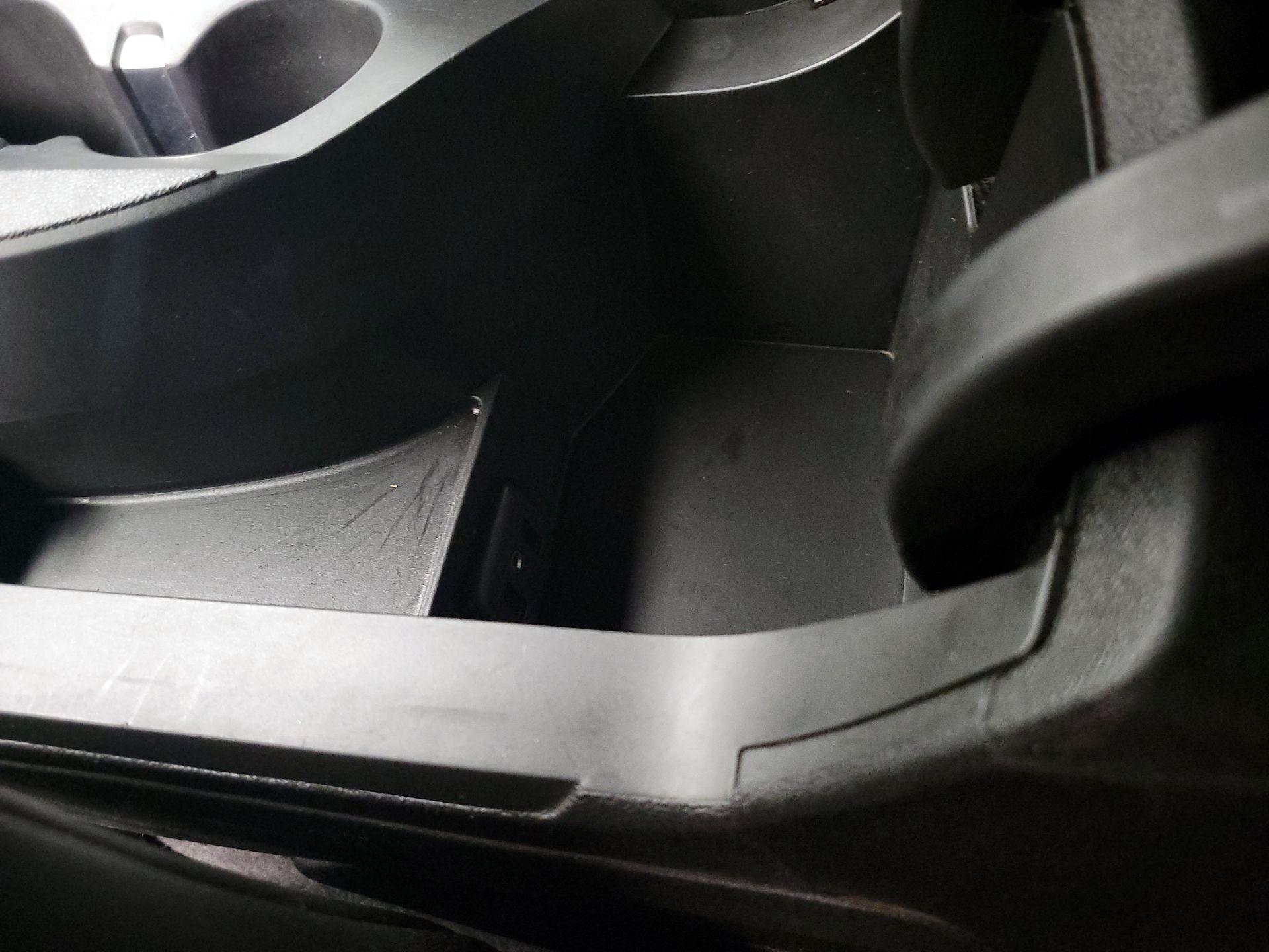 Thumbnail: 2018 Chevrolet Camaro - 17