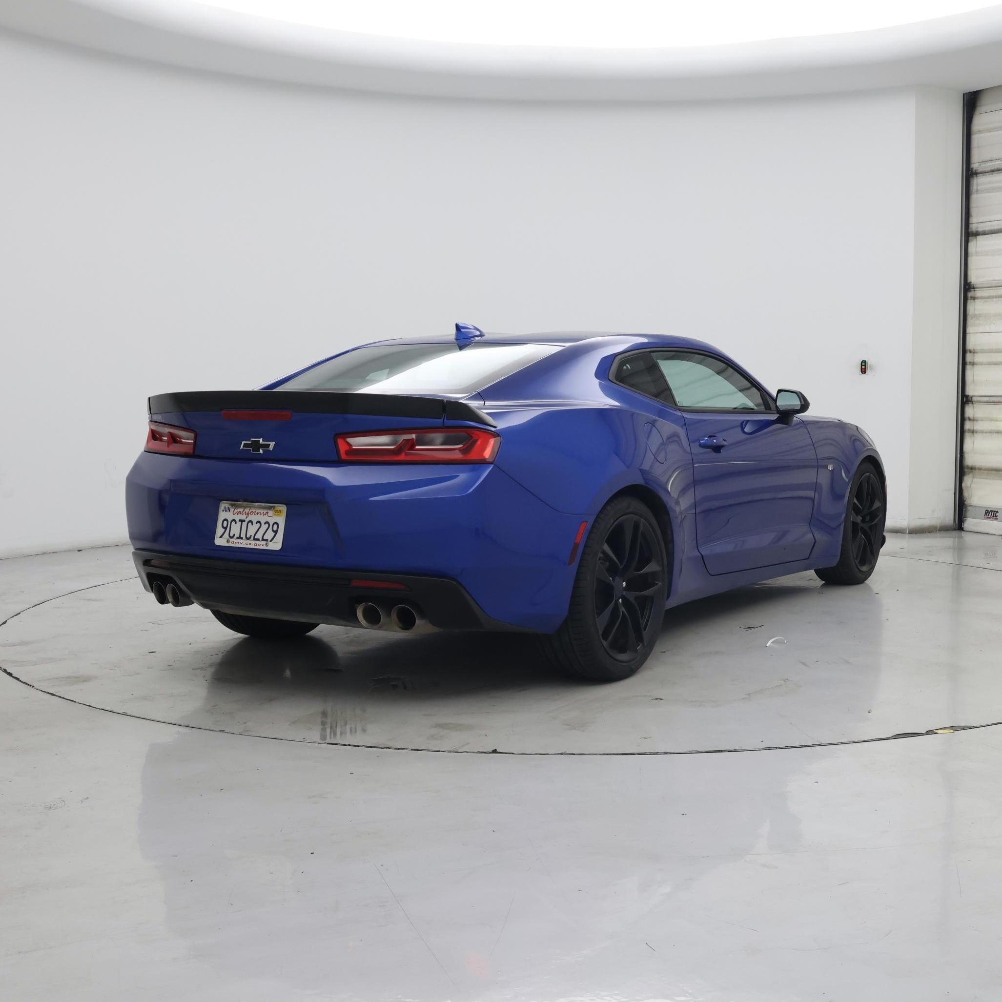 Thumbnail: 2018 Chevrolet Camaro - 8