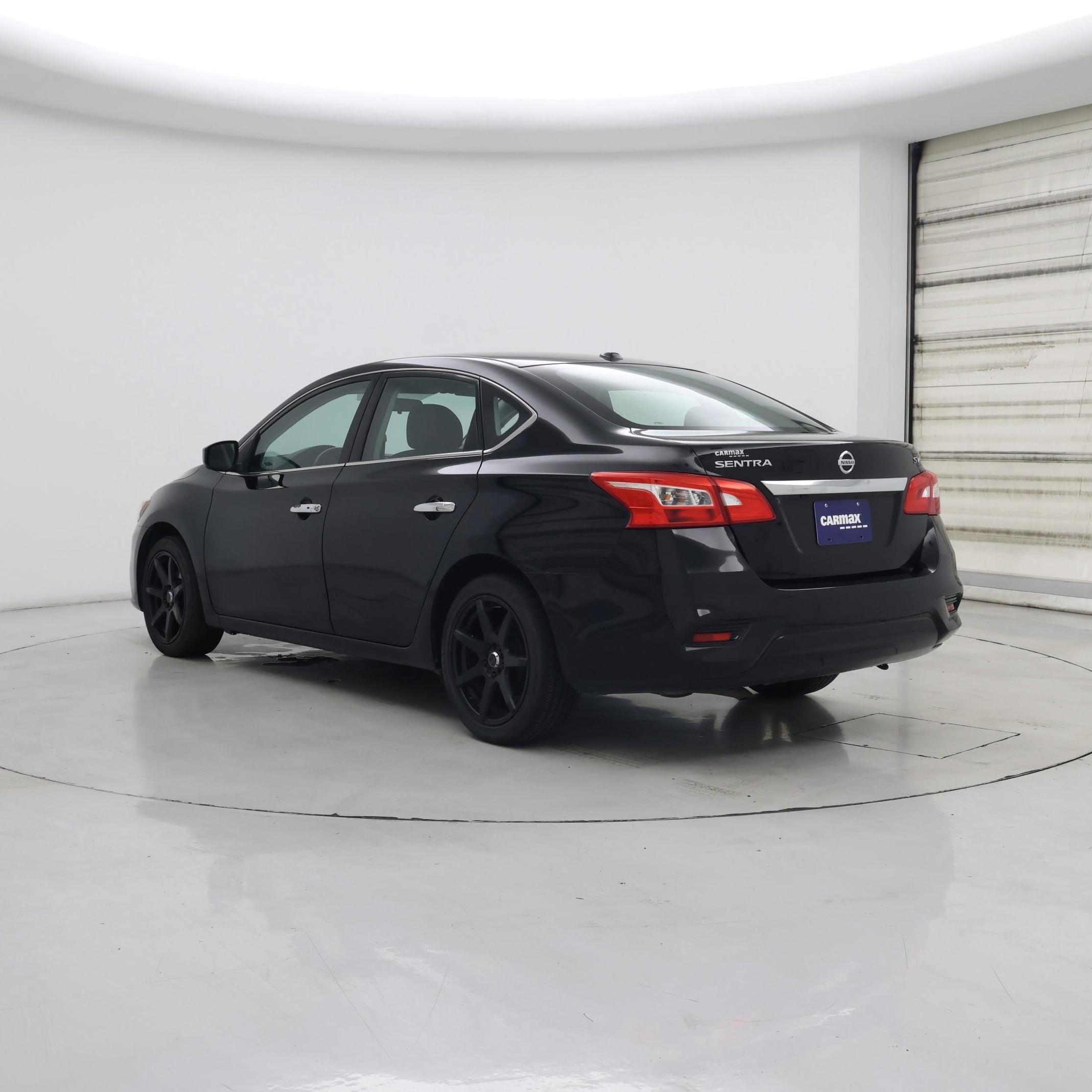 Thumbnail: 2019 Nissan Sentra - 2