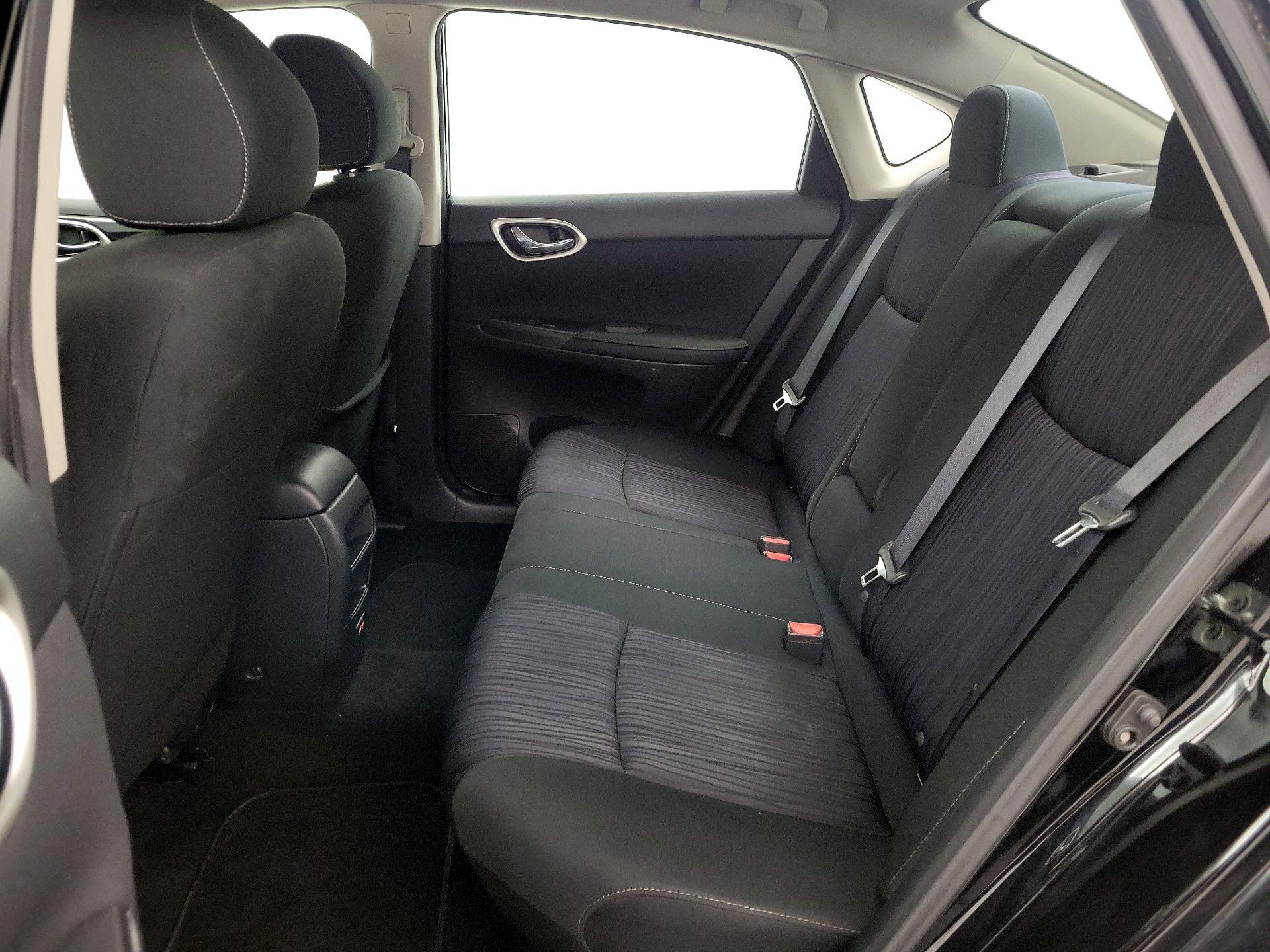 Thumbnail: 2019 Nissan Sentra - 19