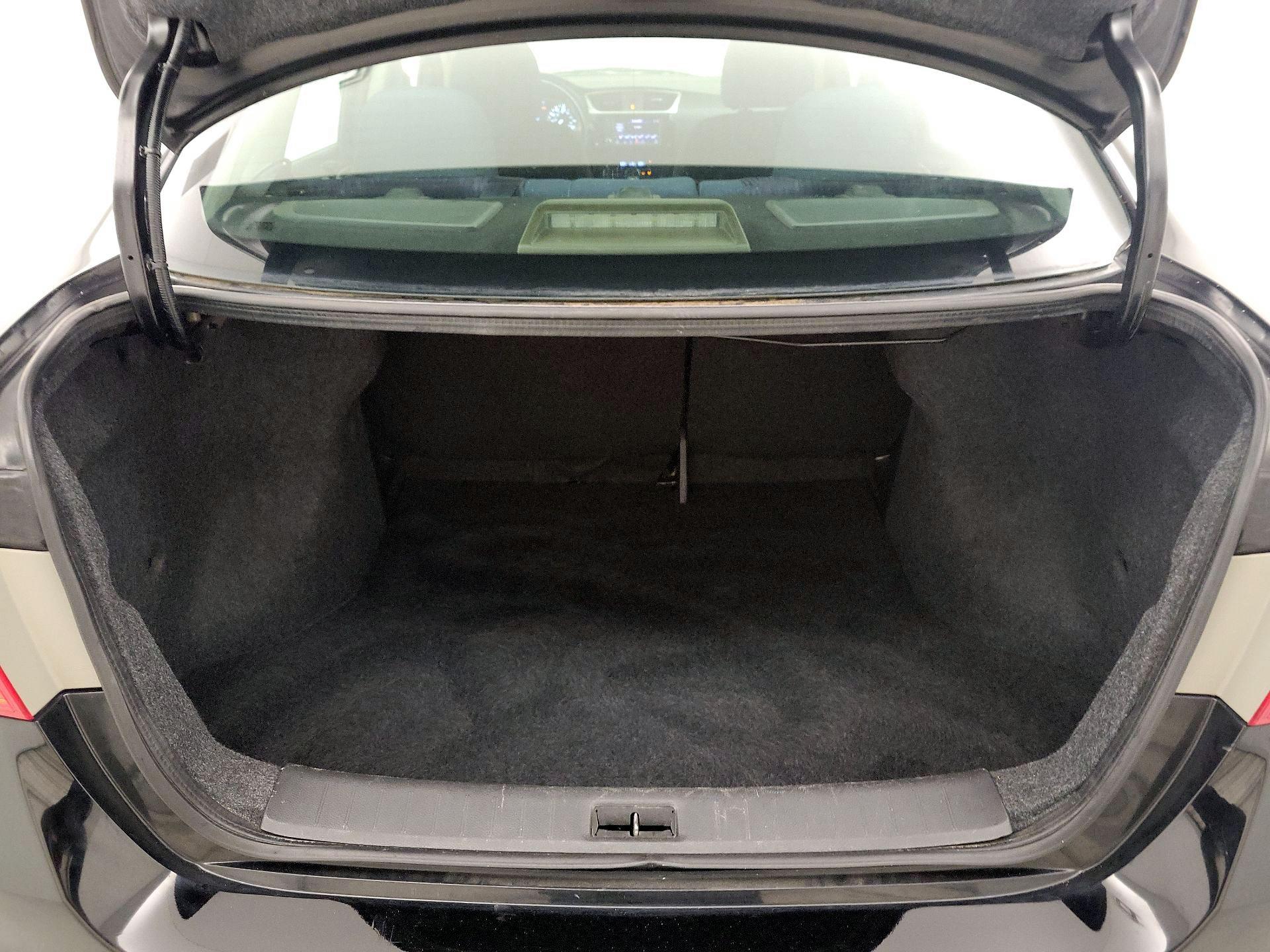 Thumbnail: 2019 Nissan Sentra - 20
