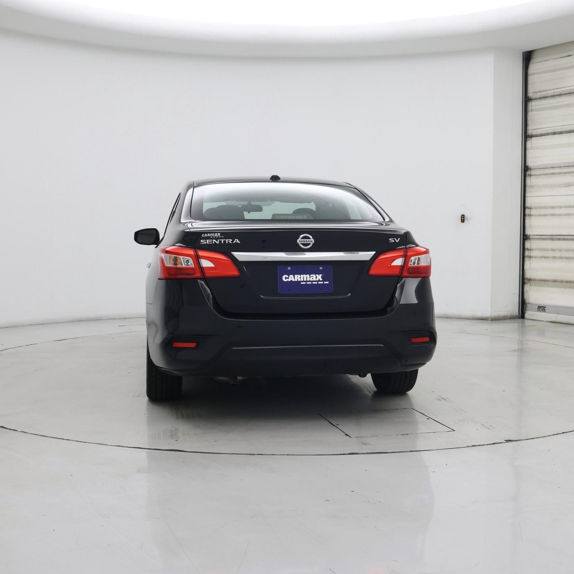 Thumbnail: 2019 Nissan Sentra - 6