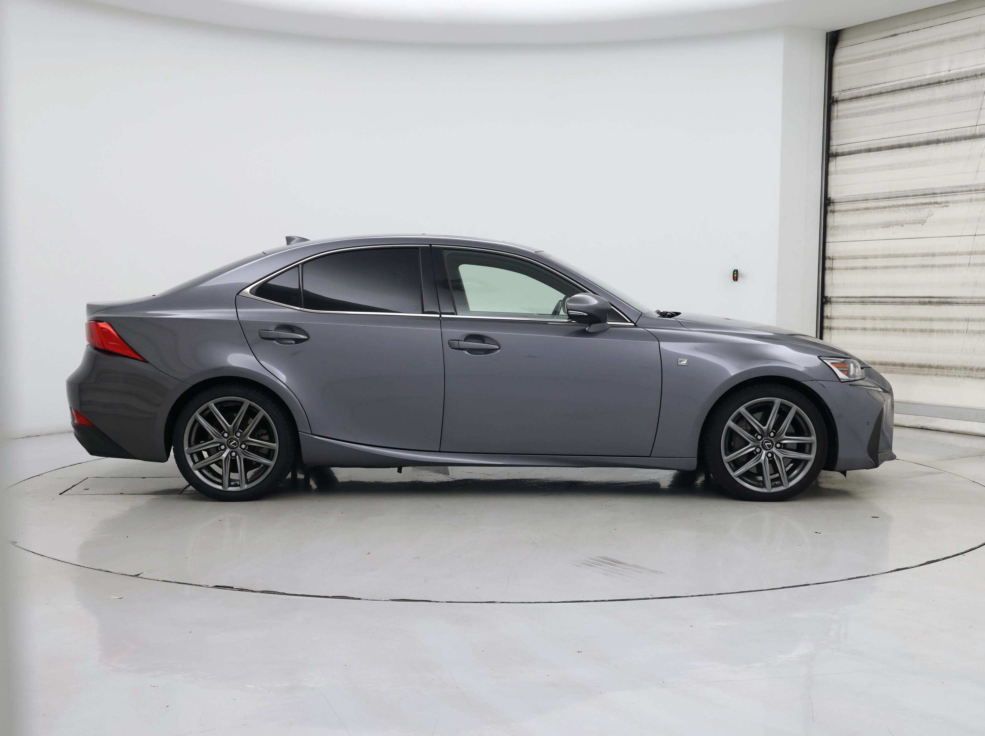 Thumbnail: 2018 Lexus IS - 7