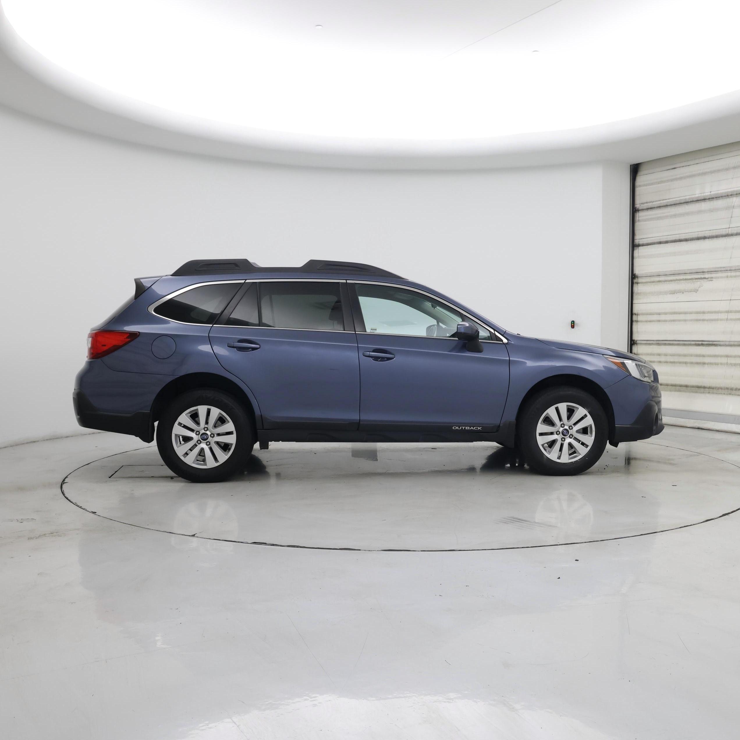 Thumbnail: 2018 Subaru Outback - 7