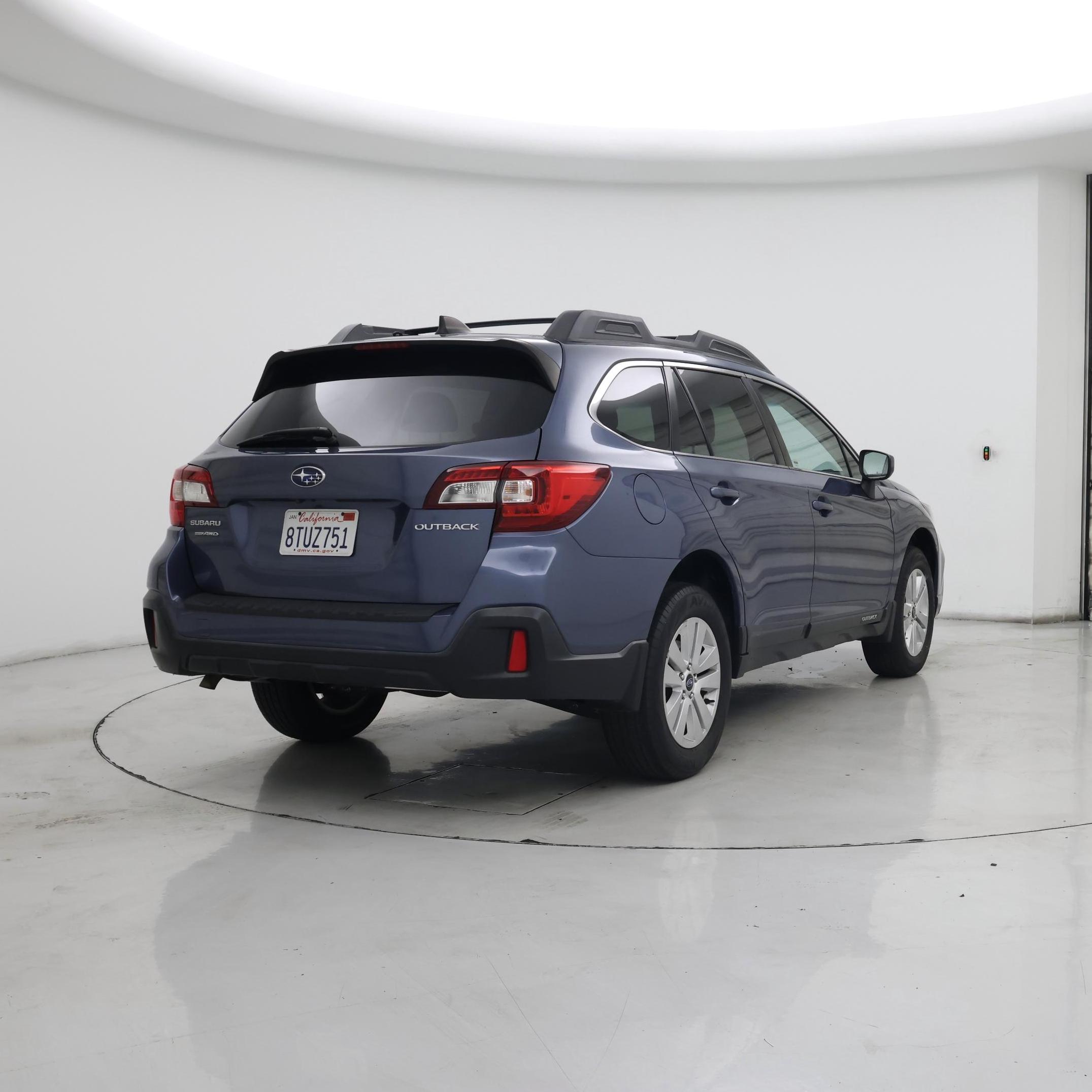 Thumbnail: 2018 Subaru Outback - 8