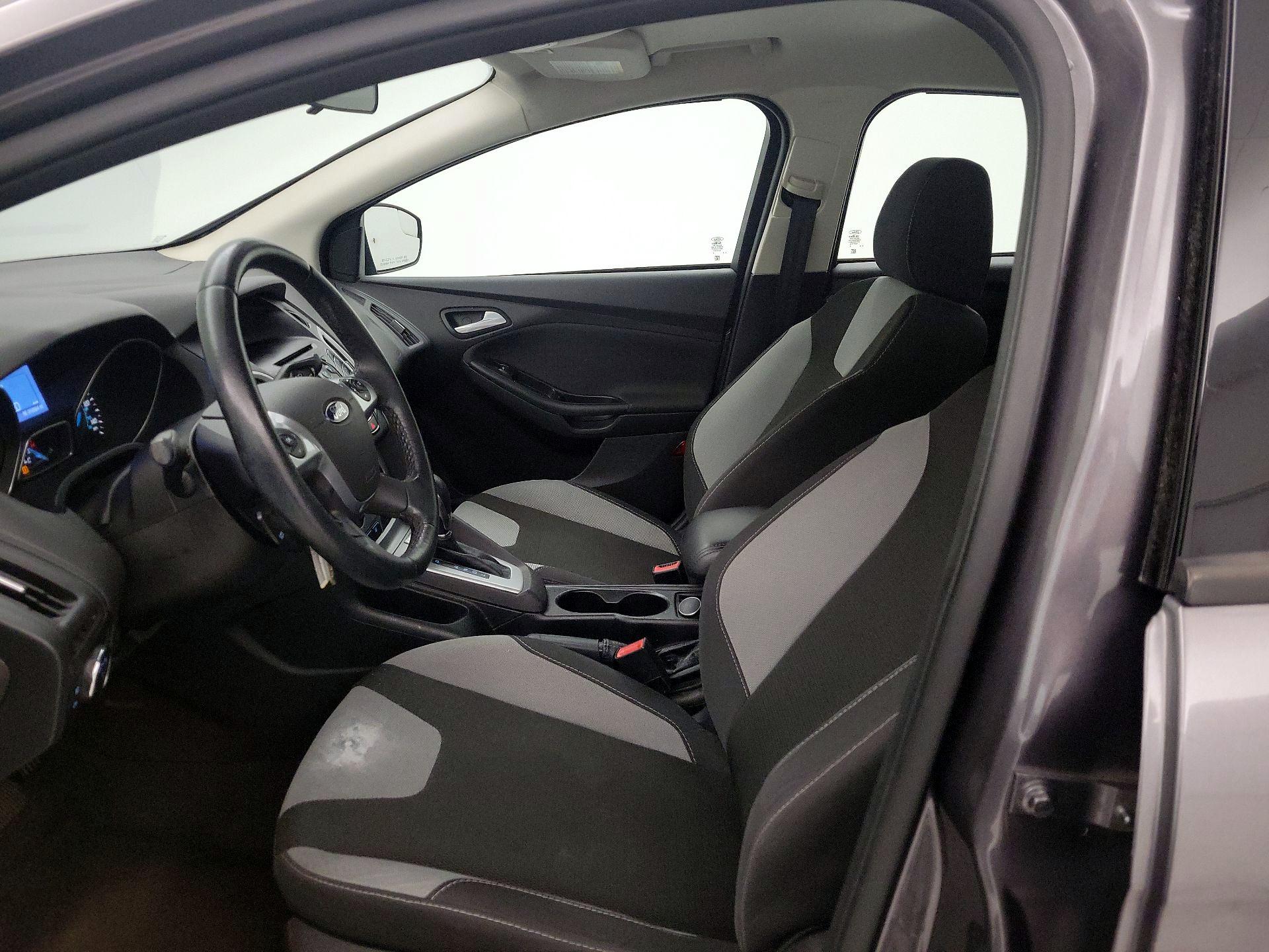 Thumbnail: 2014 Ford Focus - 9