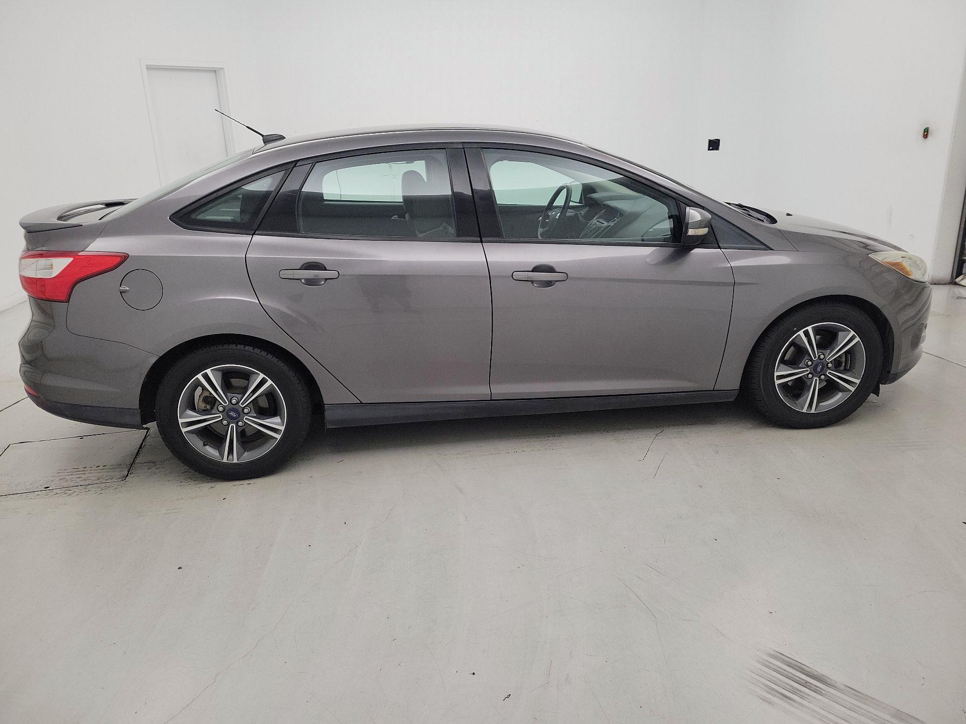Thumbnail: 2014 Ford Focus - 4