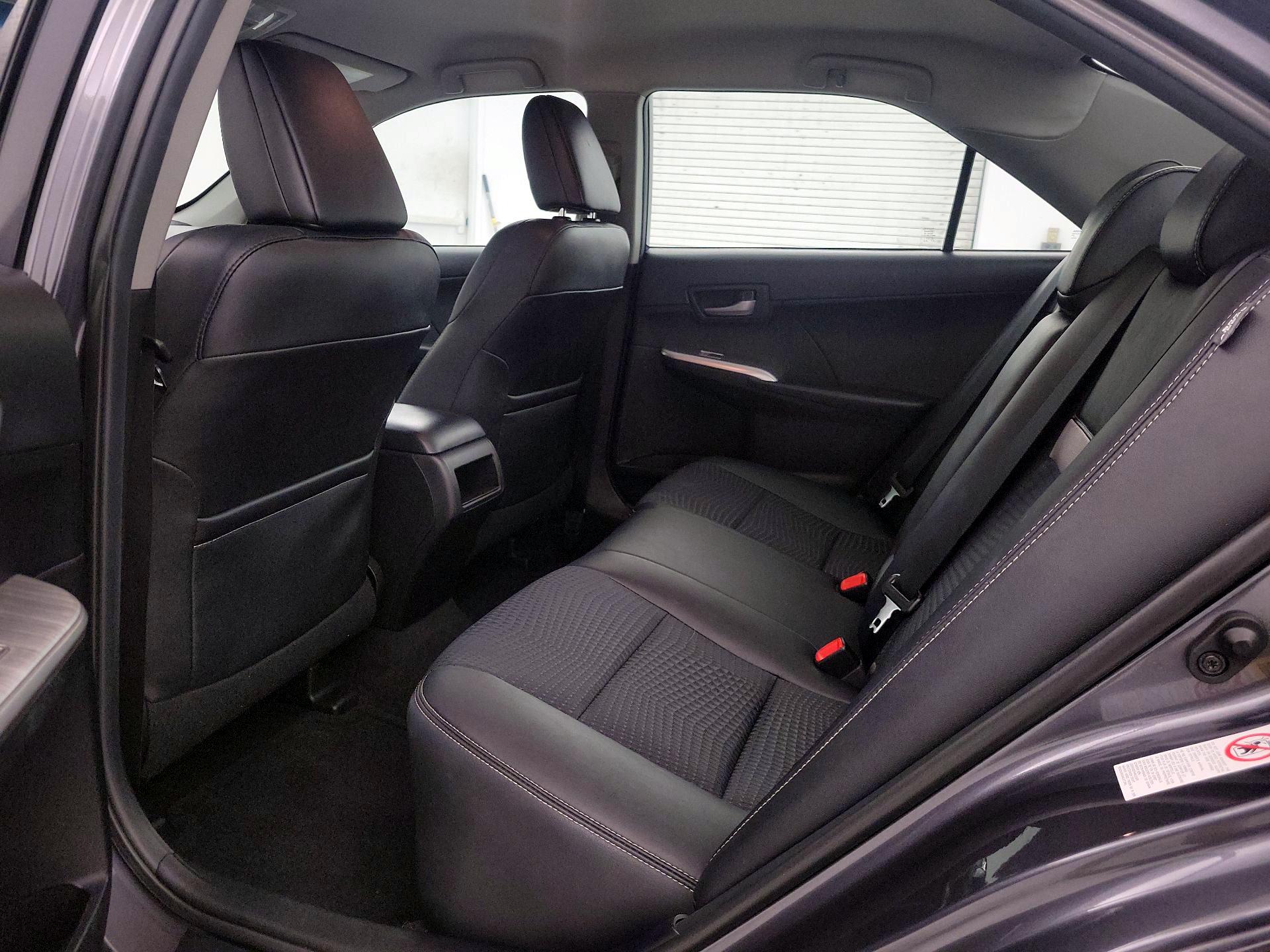 Thumbnail: 2014 Toyota Camry - 18