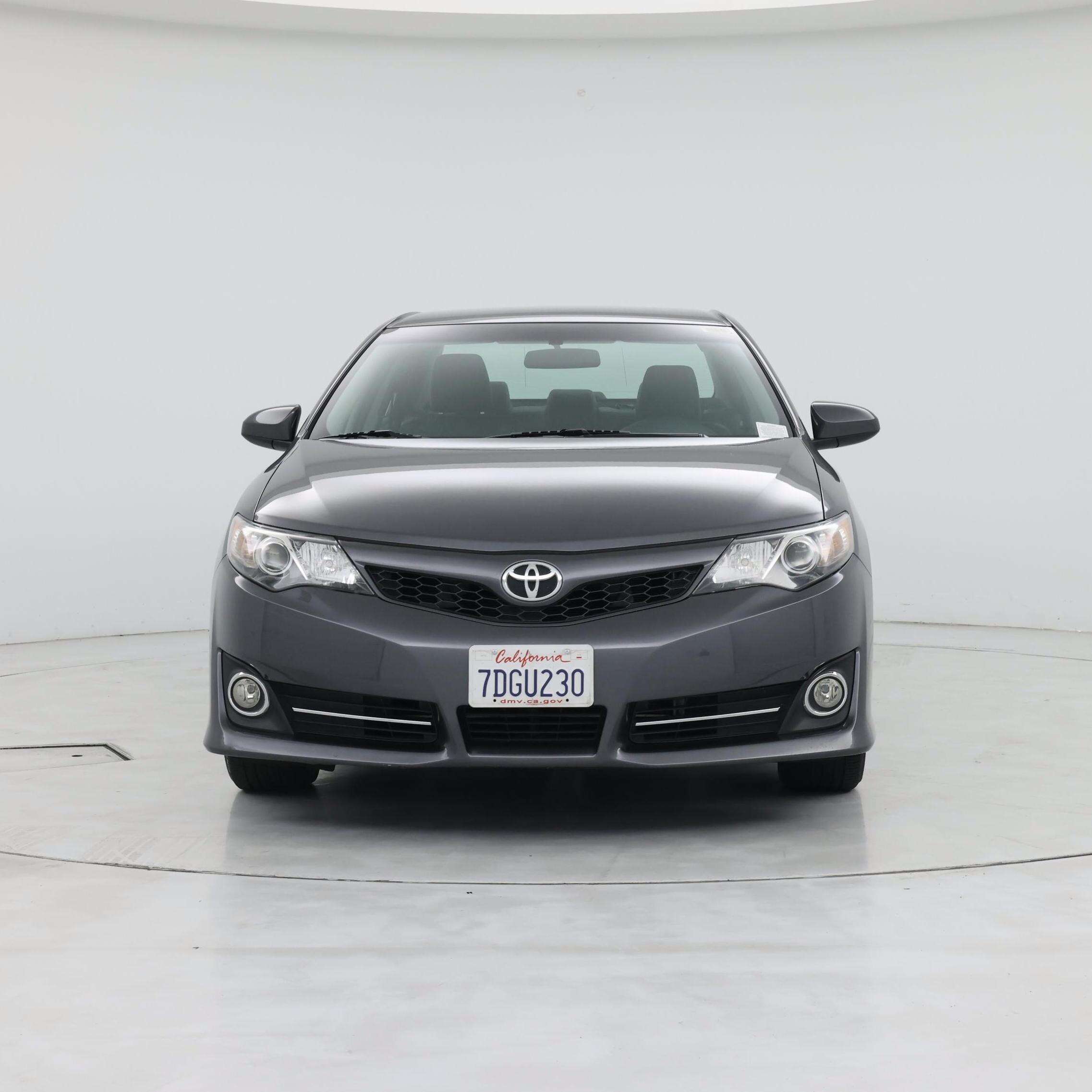 Thumbnail: 2014 Toyota Camry - 5