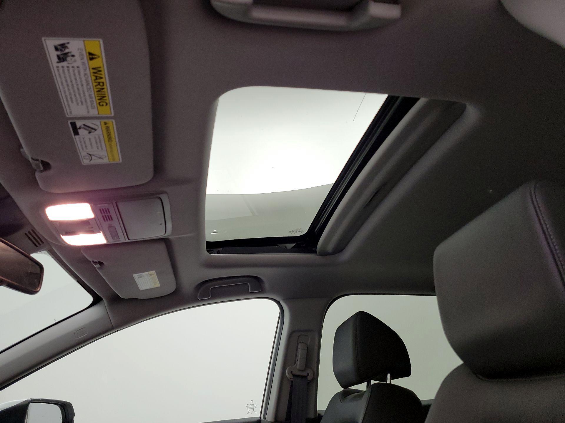 Thumbnail: 2019 Honda CR-V - 17