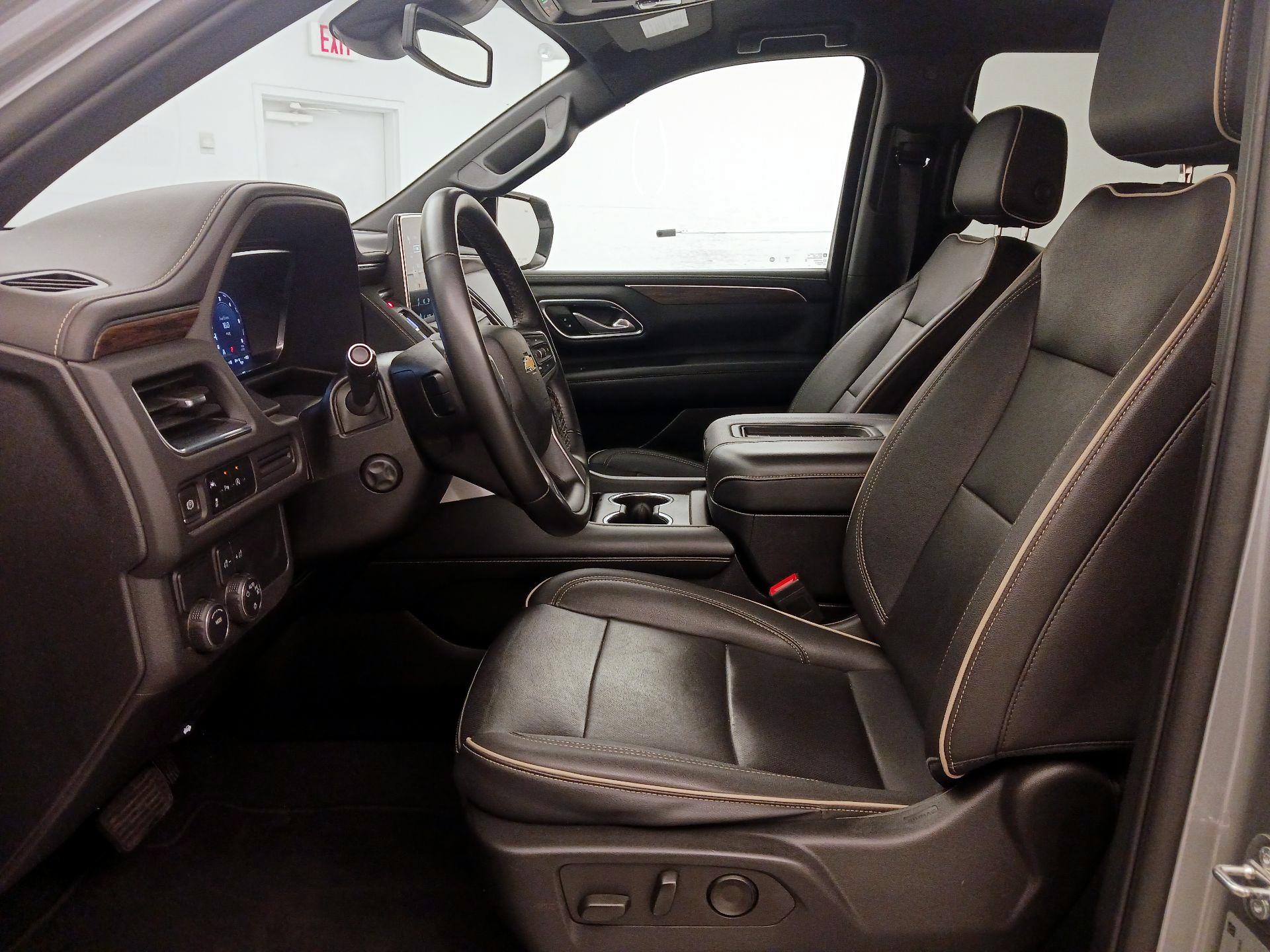 Thumbnail: 2023 Chevrolet Tahoe - 11
