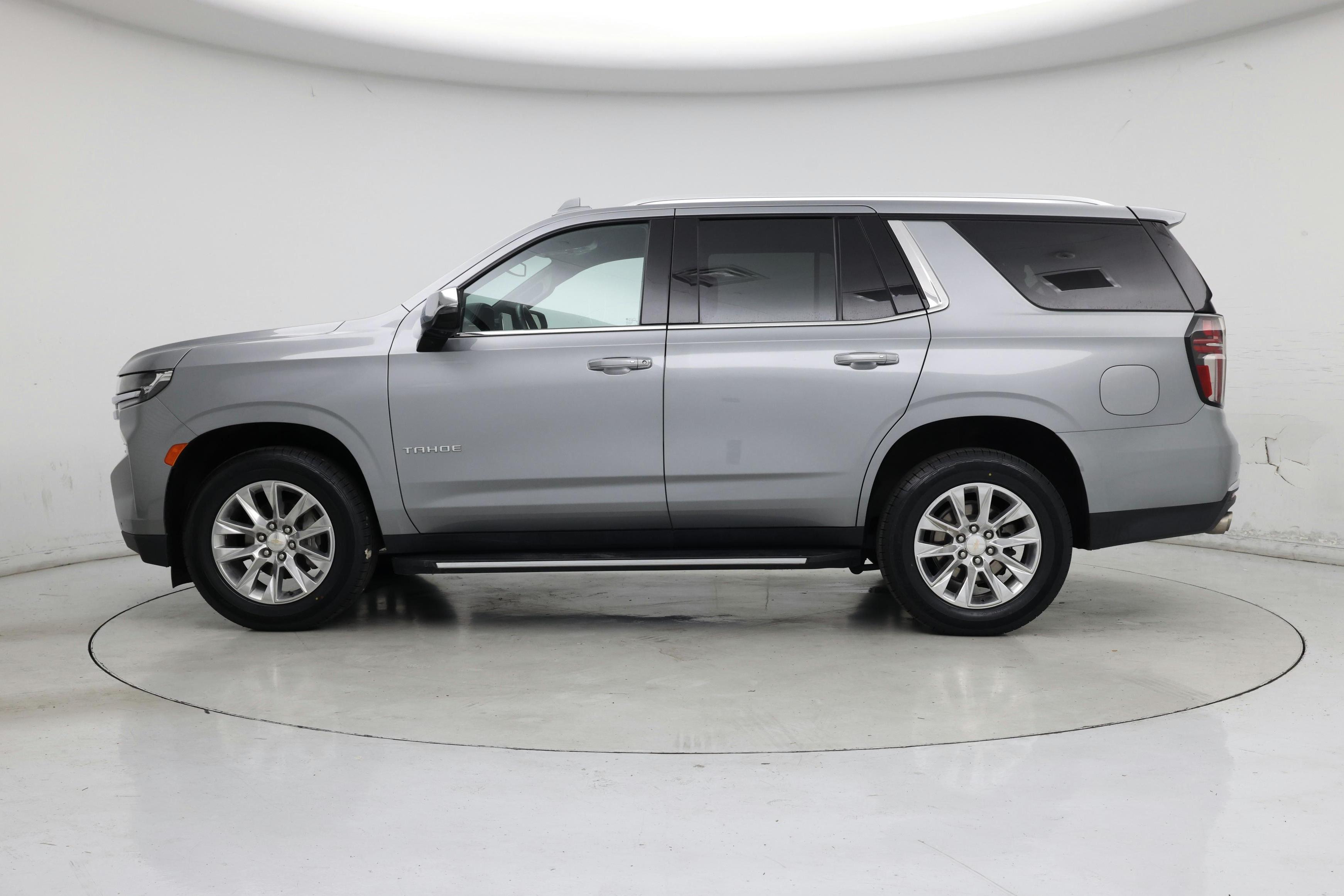 Thumbnail: 2023 Chevrolet Tahoe - 3