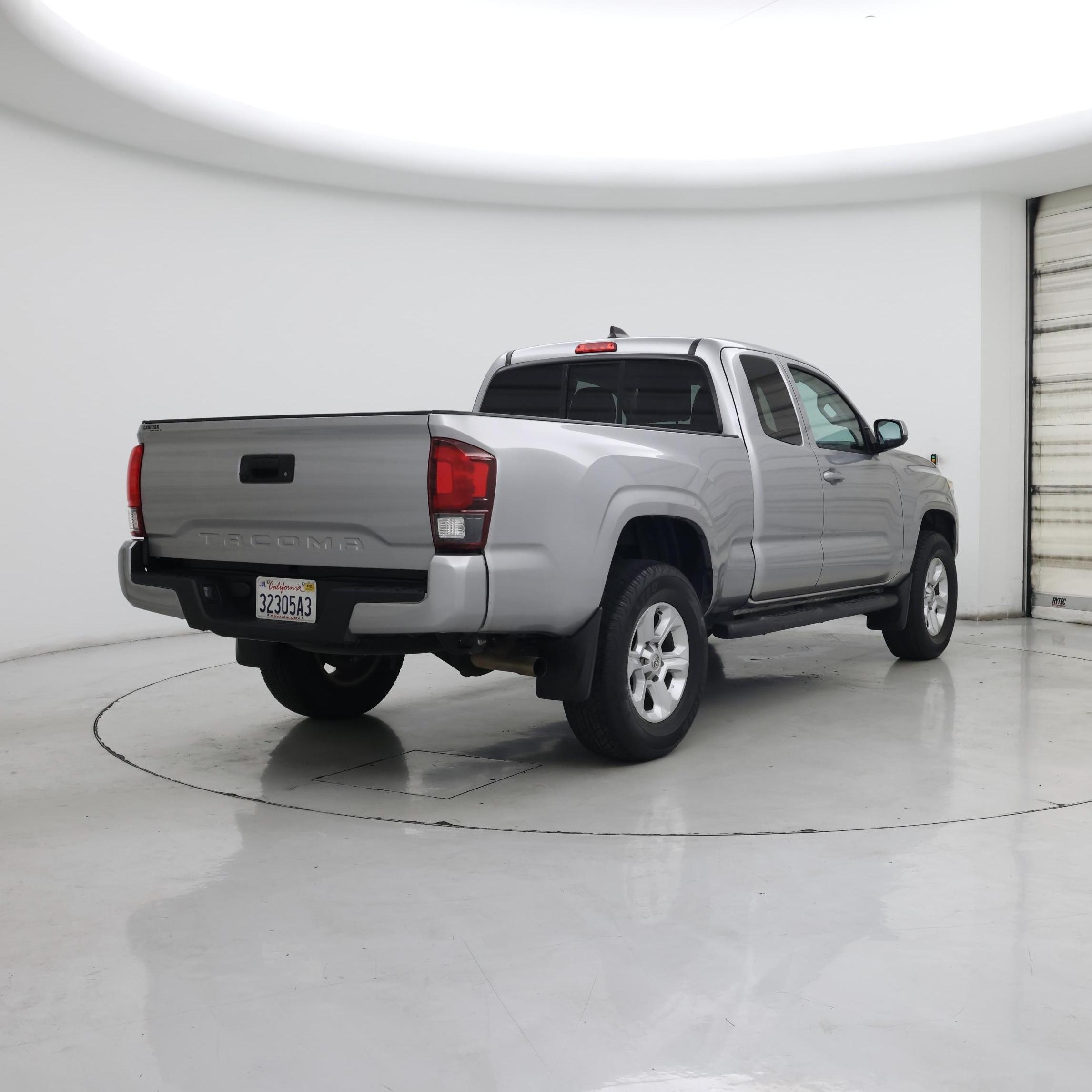 Thumbnail: 2020 Toyota Tacoma - 8