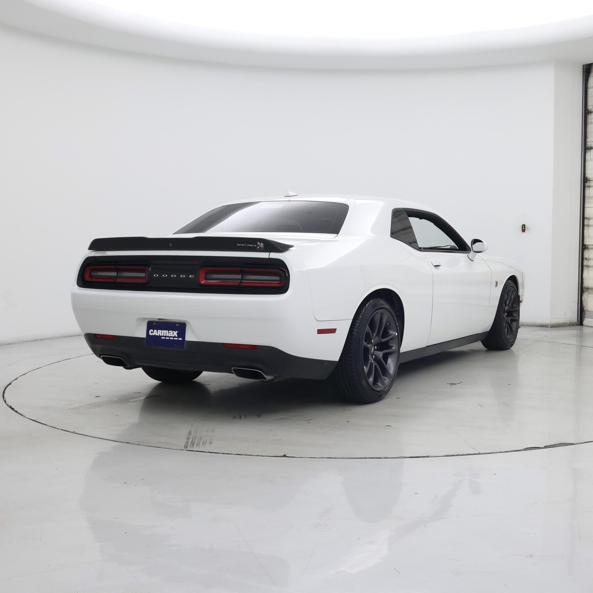 Thumbnail: 2020 Dodge Challenger - 8
