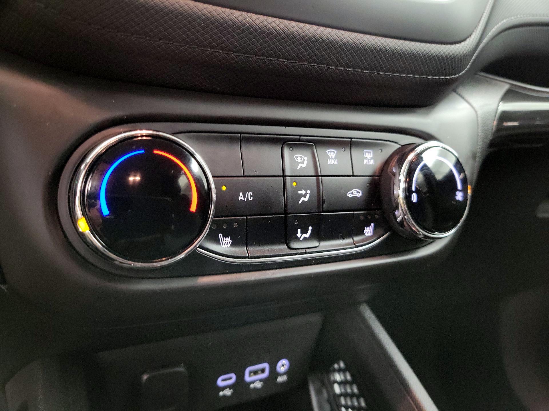 Thumbnail: 2023 Chevrolet TrailBlazer - 16