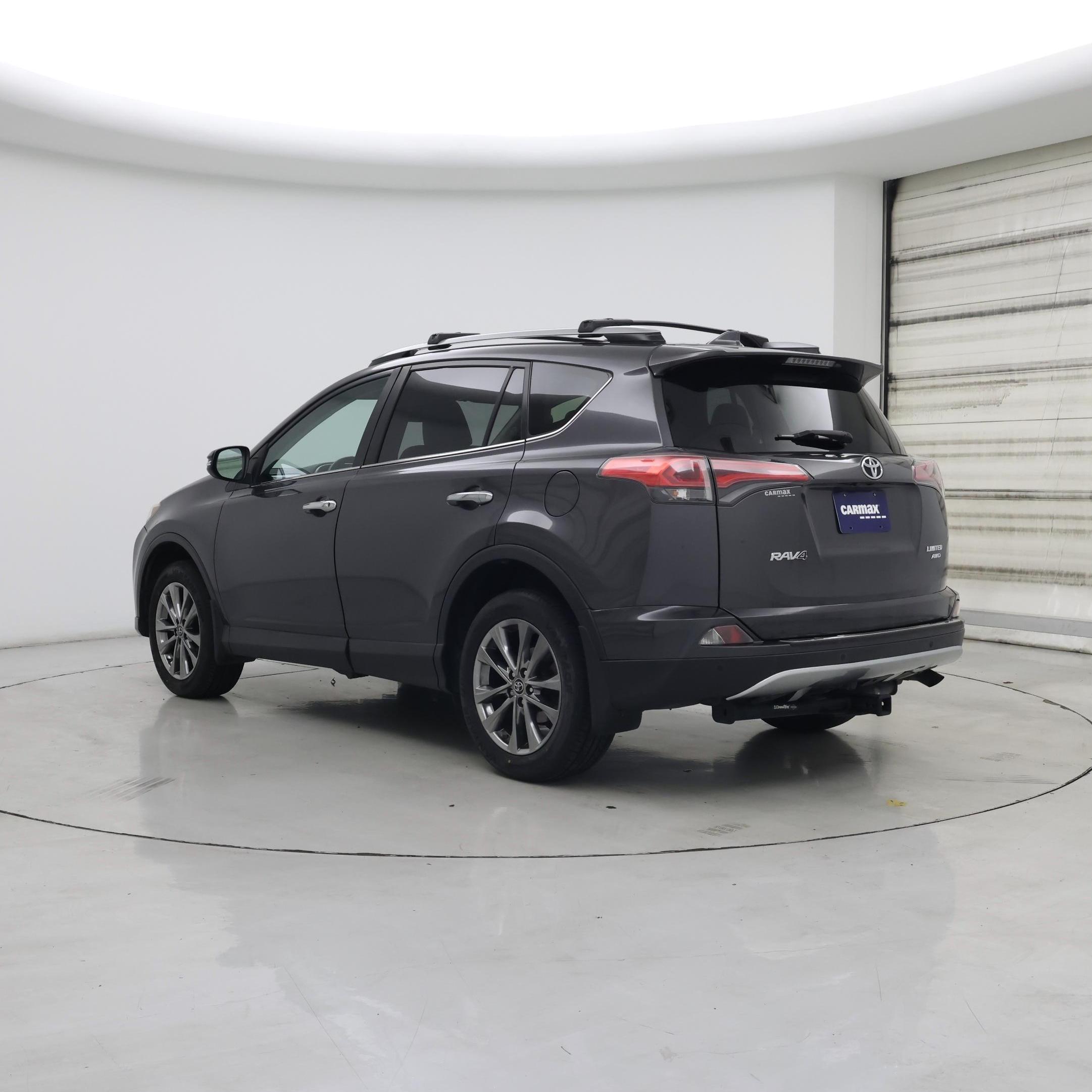 Thumbnail: 2018 Toyota RAV4 - 2