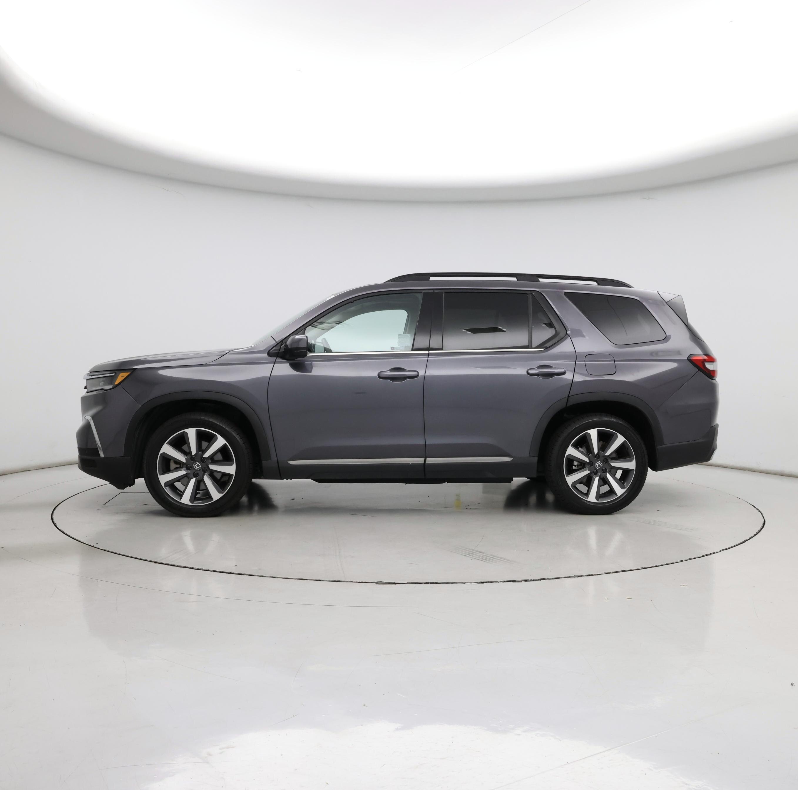 Thumbnail: 2023 Honda Pilot - 3