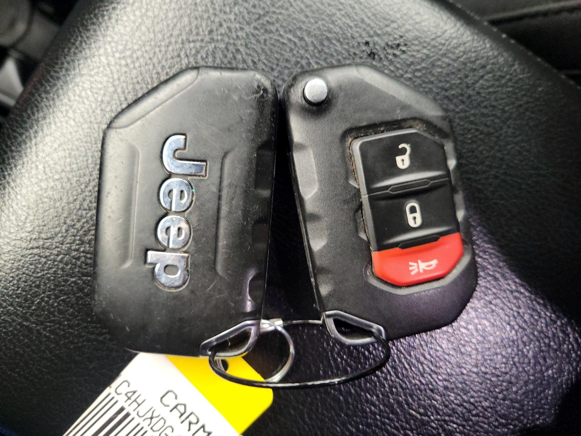 Thumbnail: 2018 Jeep Wrangler - 20