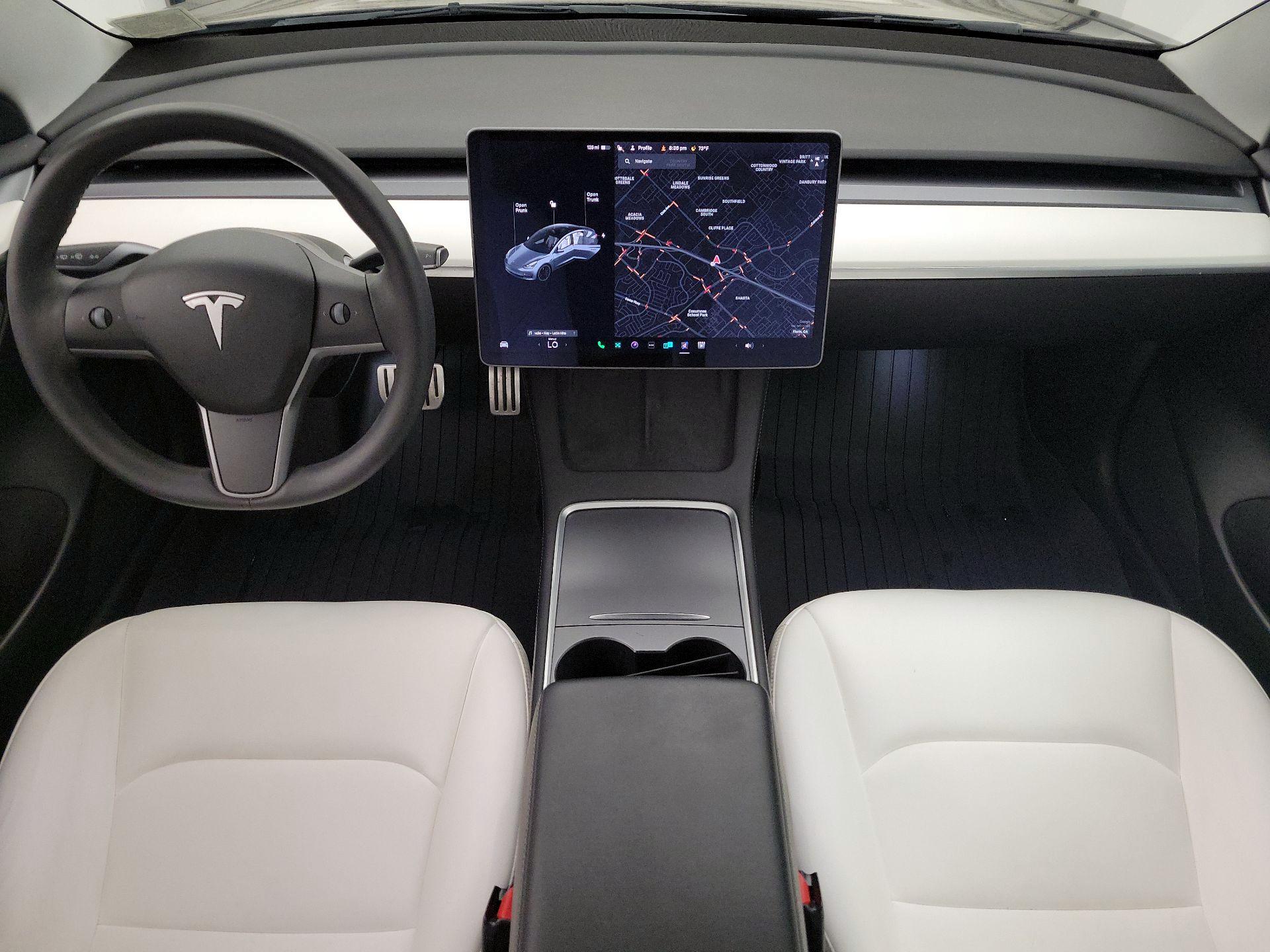 Thumbnail: 2022 Tesla Model 3 - 9