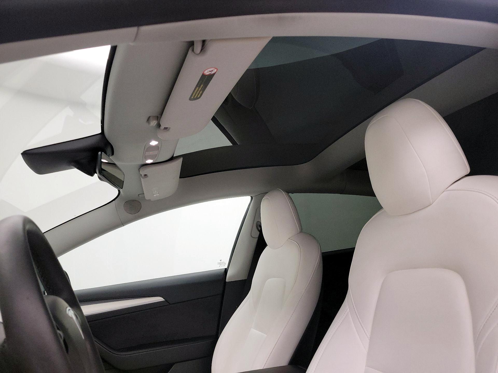 Thumbnail: 2022 Tesla Model 3 - 18