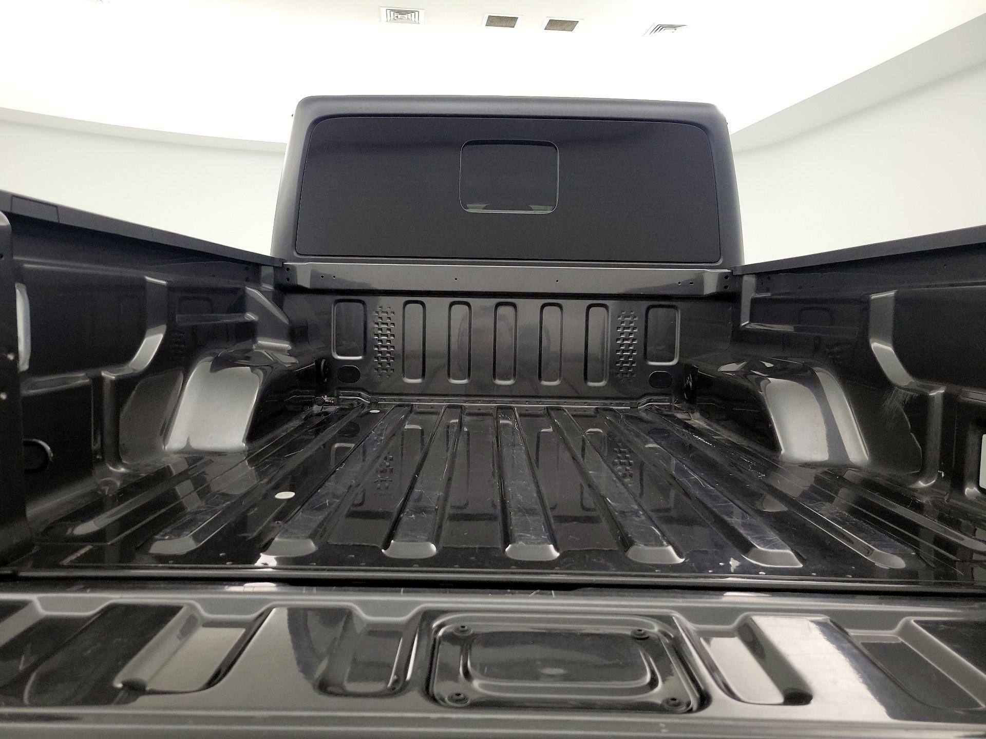 Thumbnail: 2021 Jeep Gladiator - 20