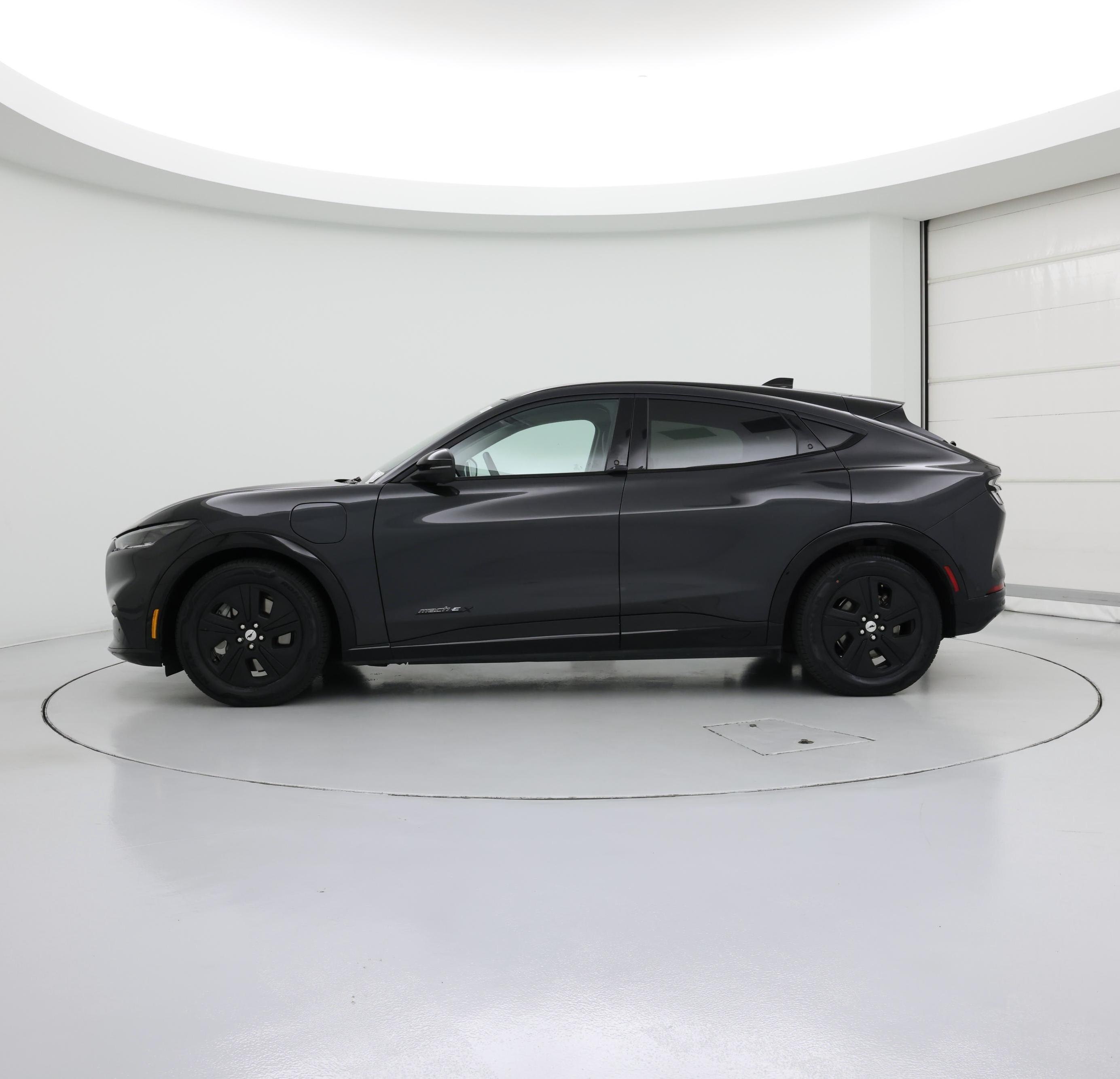 Thumbnail: 2022 Ford Mustang Mach-E - 3