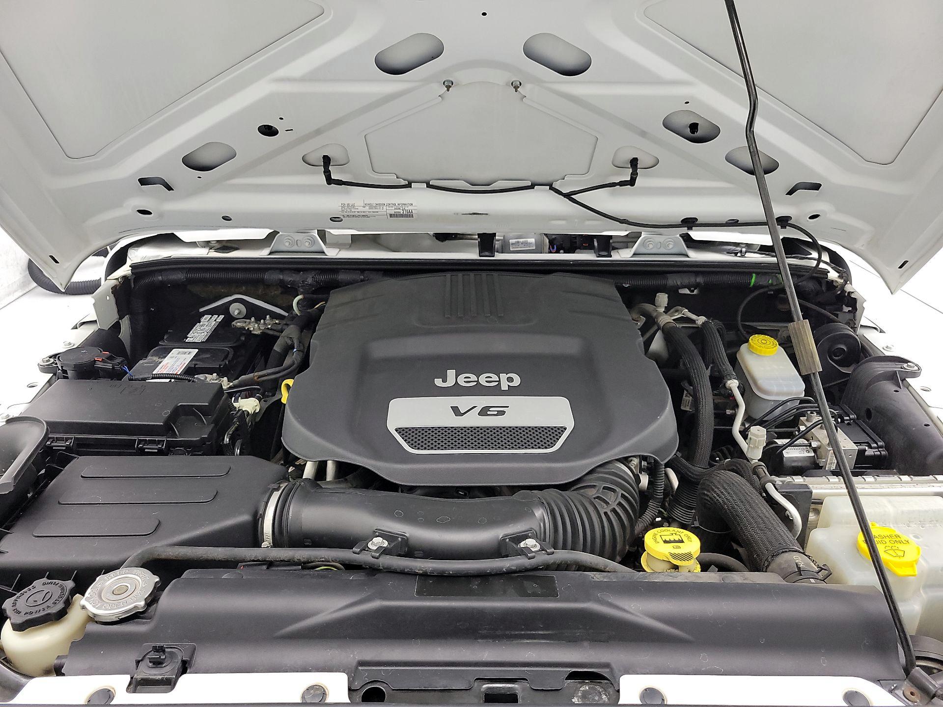 Thumbnail: 2018 Jeep Wrangler - 19
