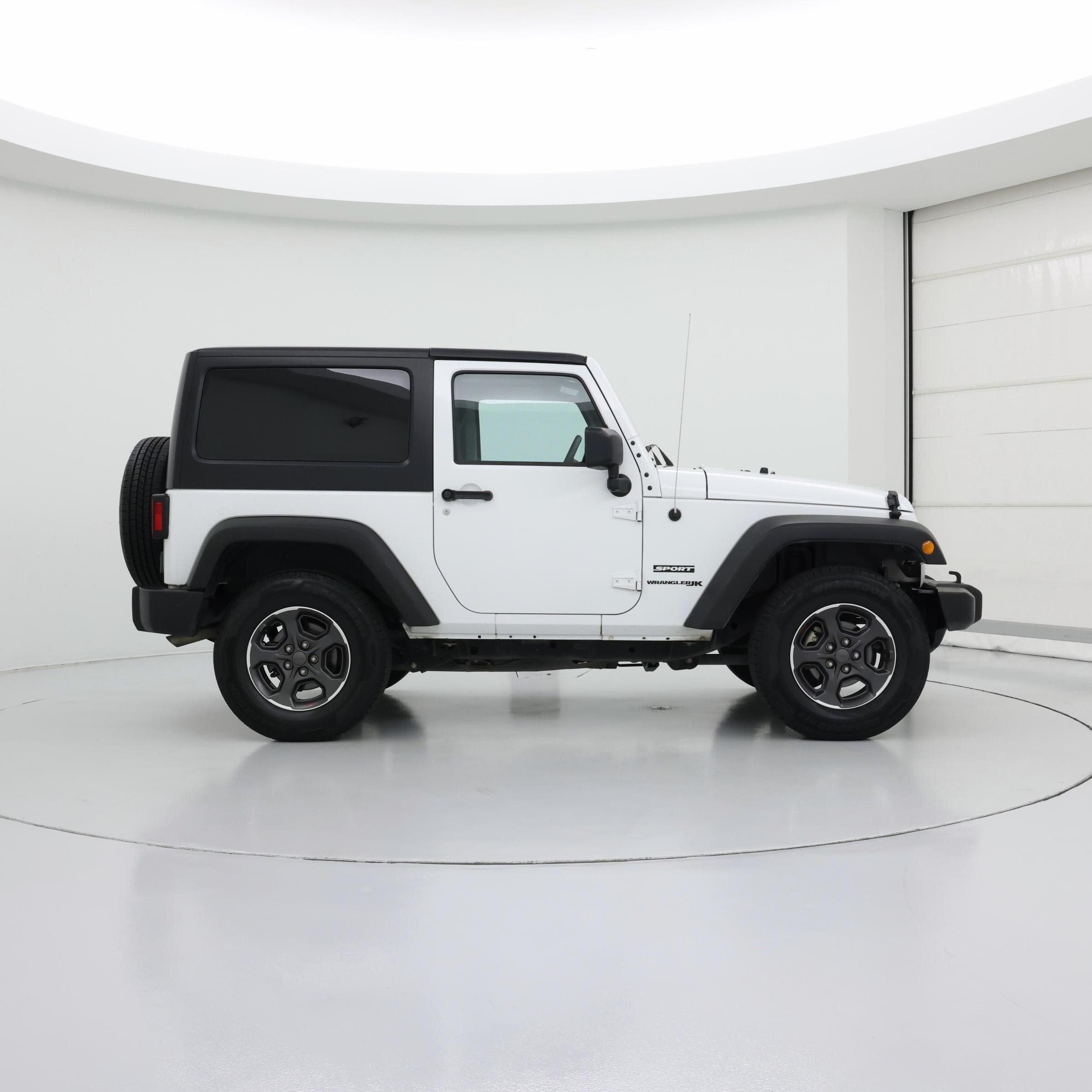 Thumbnail: 2018 Jeep Wrangler - 7