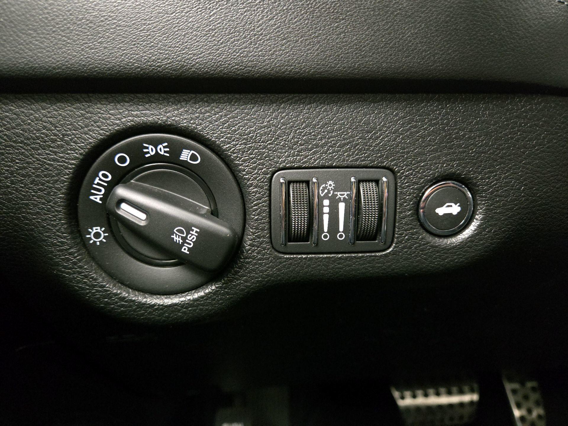 Thumbnail: 2021 Dodge Charger - 11