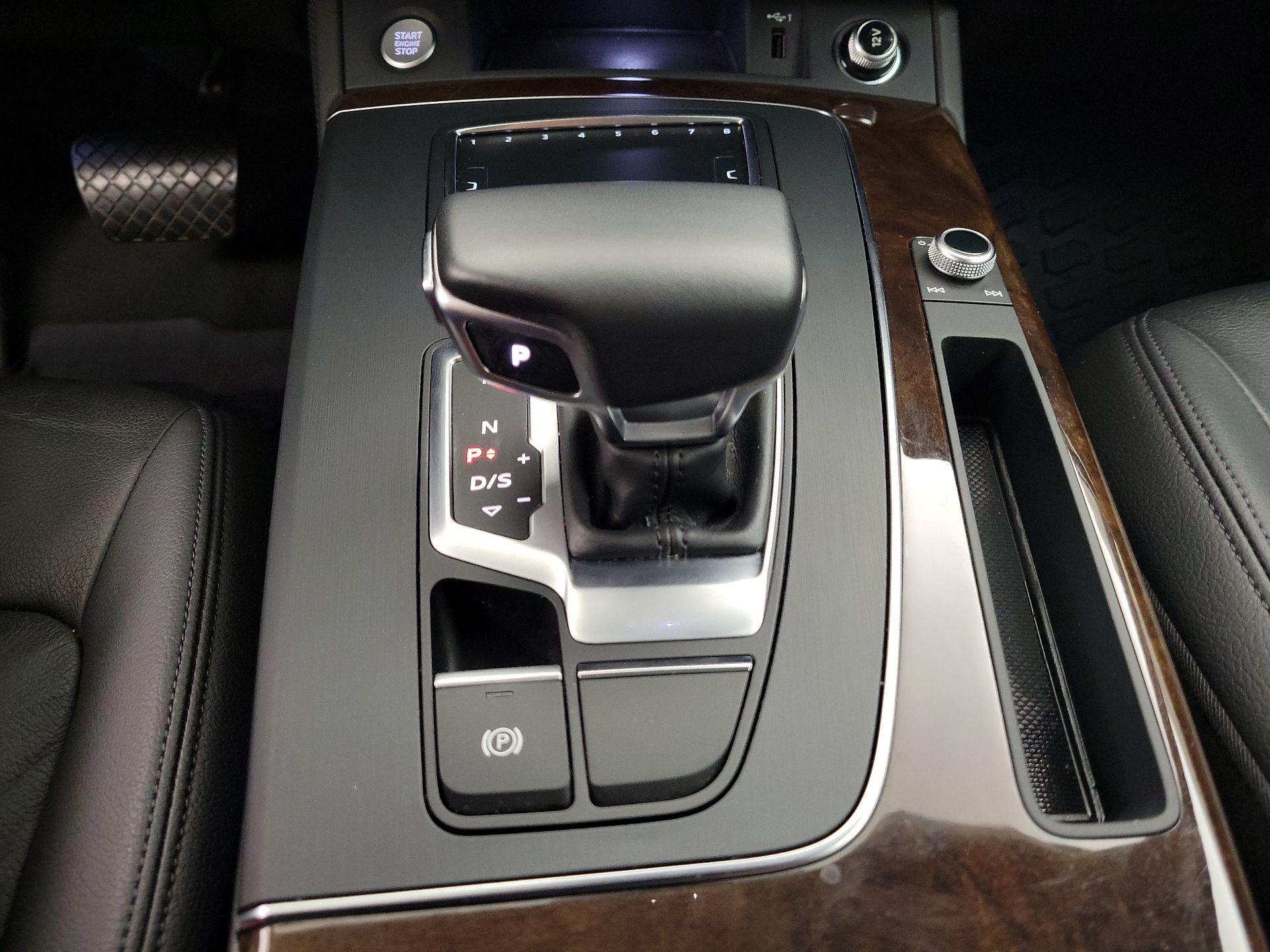 Thumbnail: 2019 Audi Q5 - 18