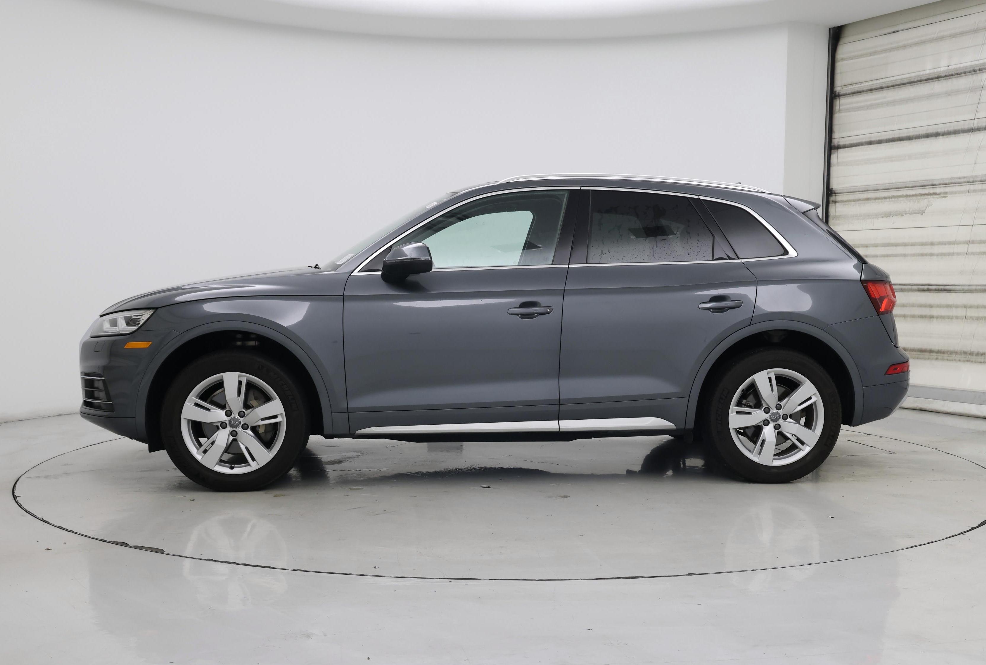 Thumbnail: 2019 Audi Q5 - 3