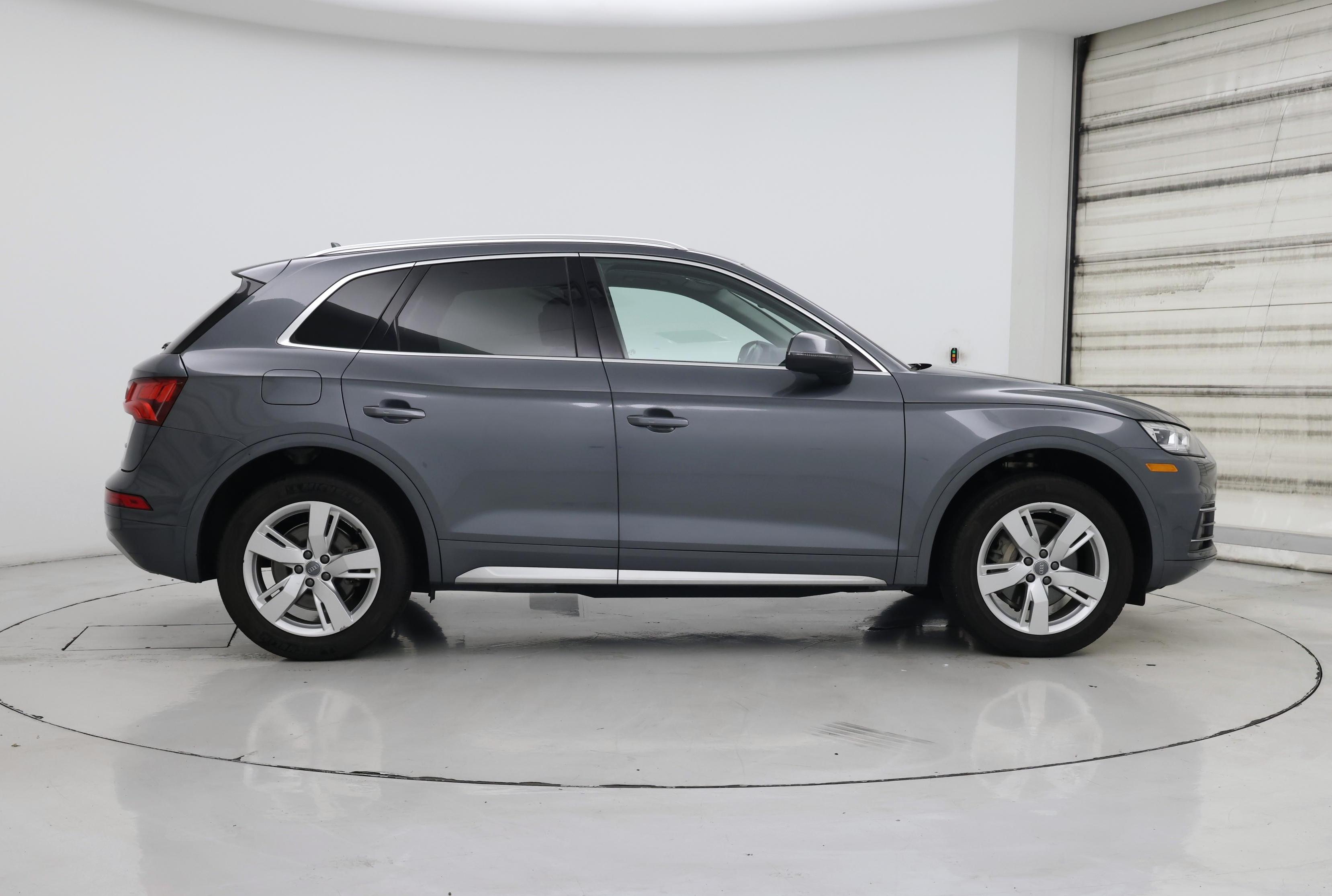 Thumbnail: 2019 Audi Q5 - 7
