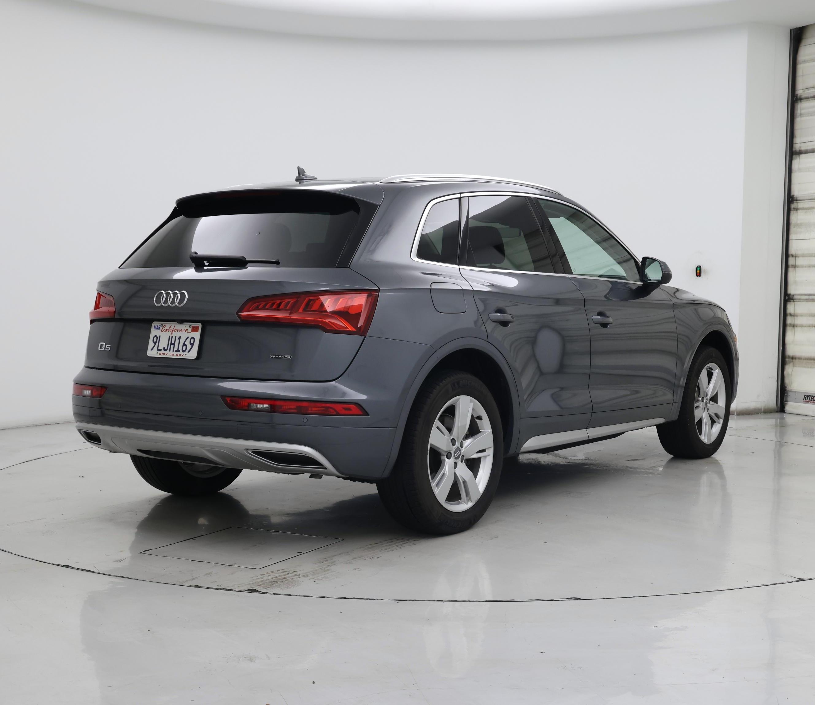 Thumbnail: 2019 Audi Q5 - 8