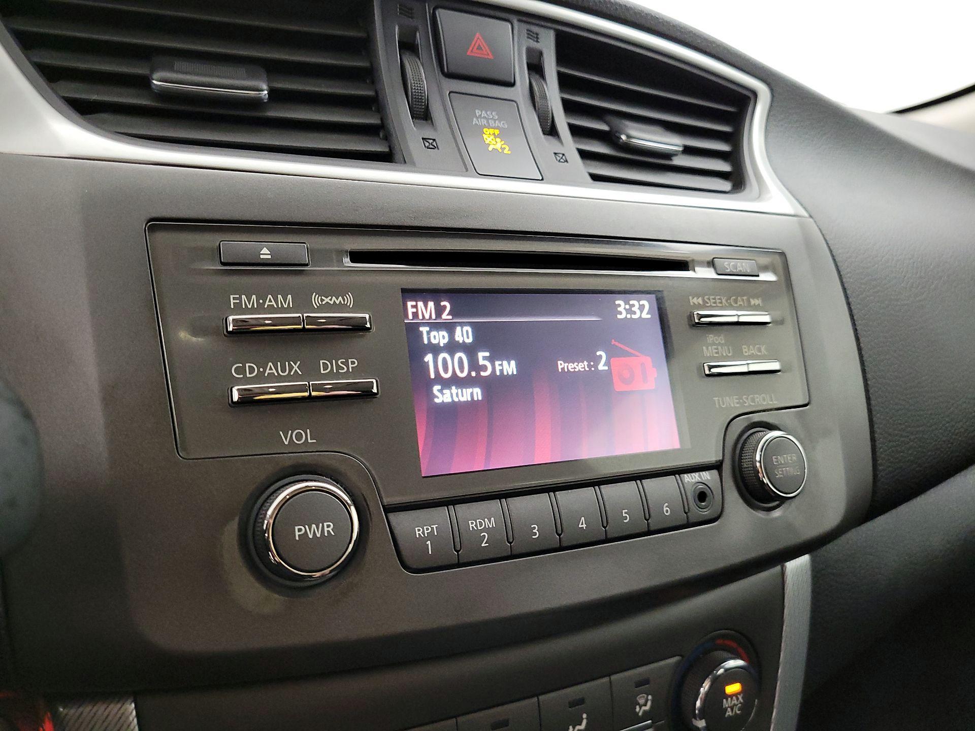 Thumbnail: 2013 Nissan Sentra - 13