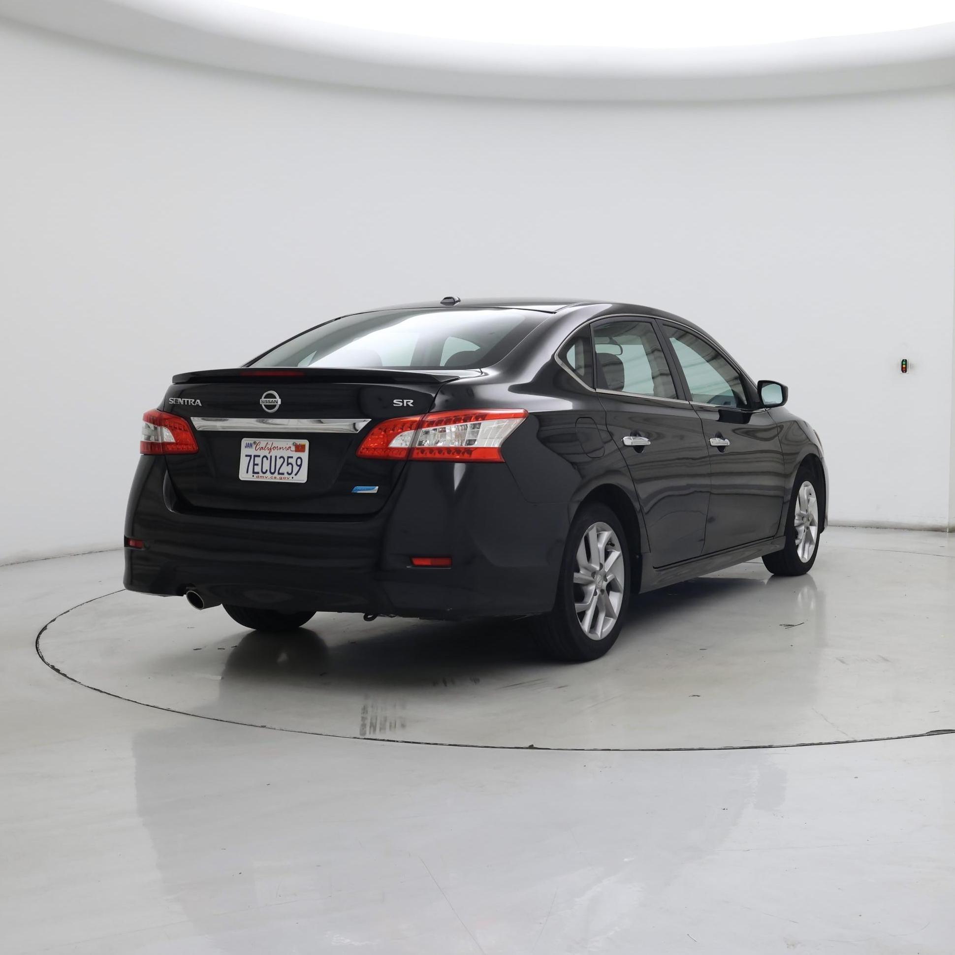 Thumbnail: 2013 Nissan Sentra - 8