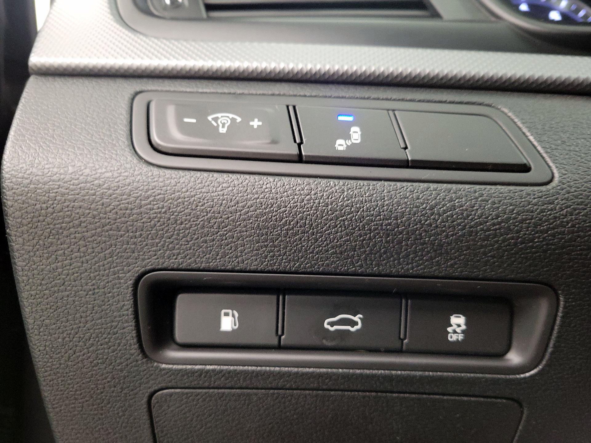 Thumbnail: 2019 Hyundai Sonata - 13