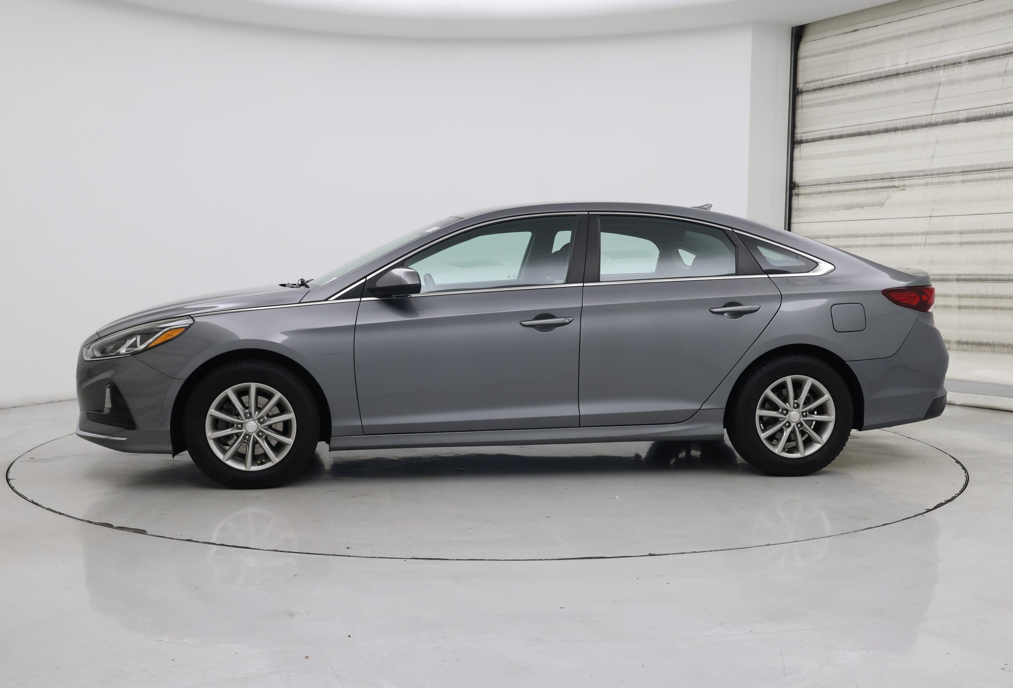 Thumbnail: 2019 Hyundai Sonata - 3
