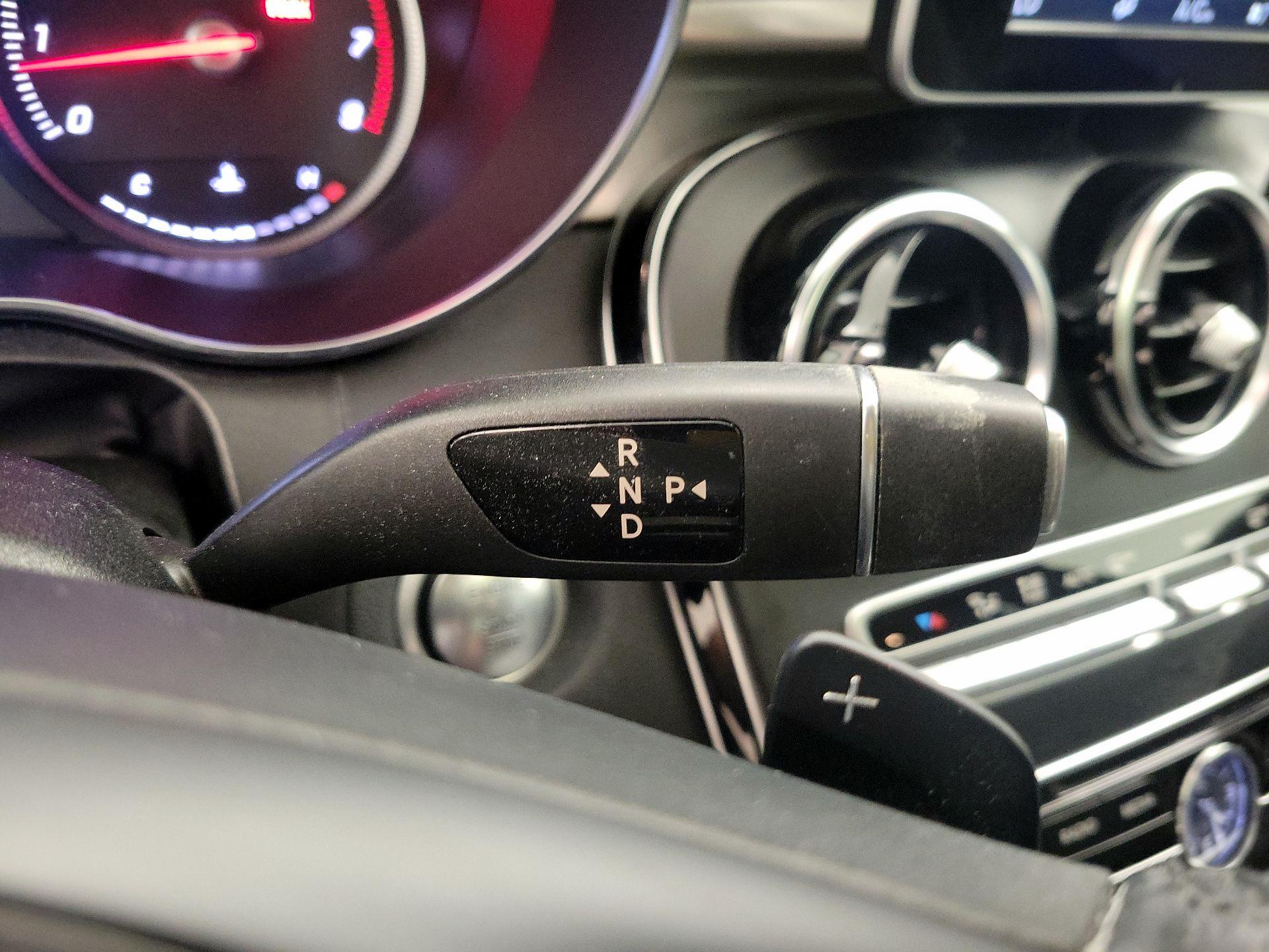 Thumbnail: 2018 Mercedes-Benz C-Class - 16