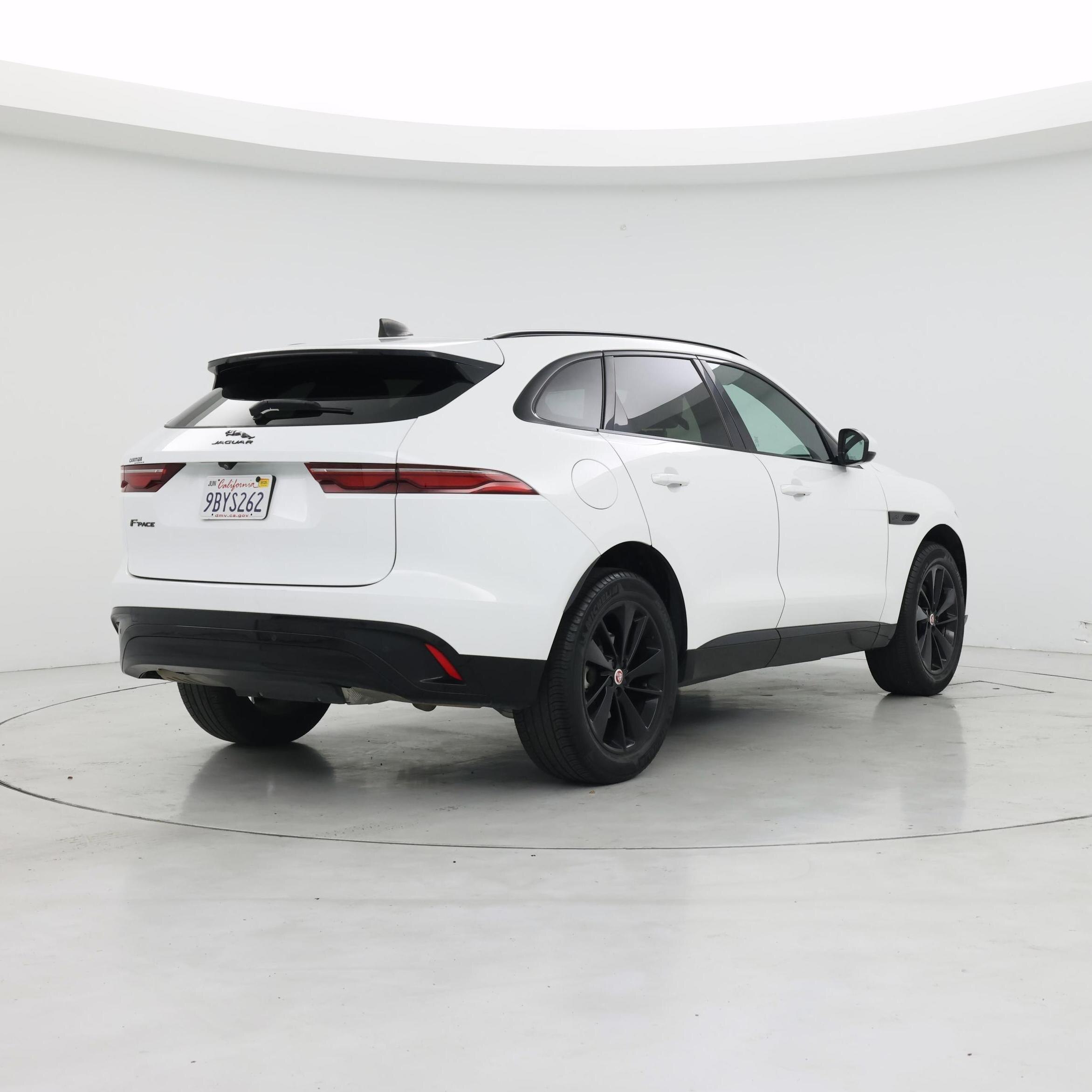 Thumbnail: 2022 Jaguar F-Pace - 8