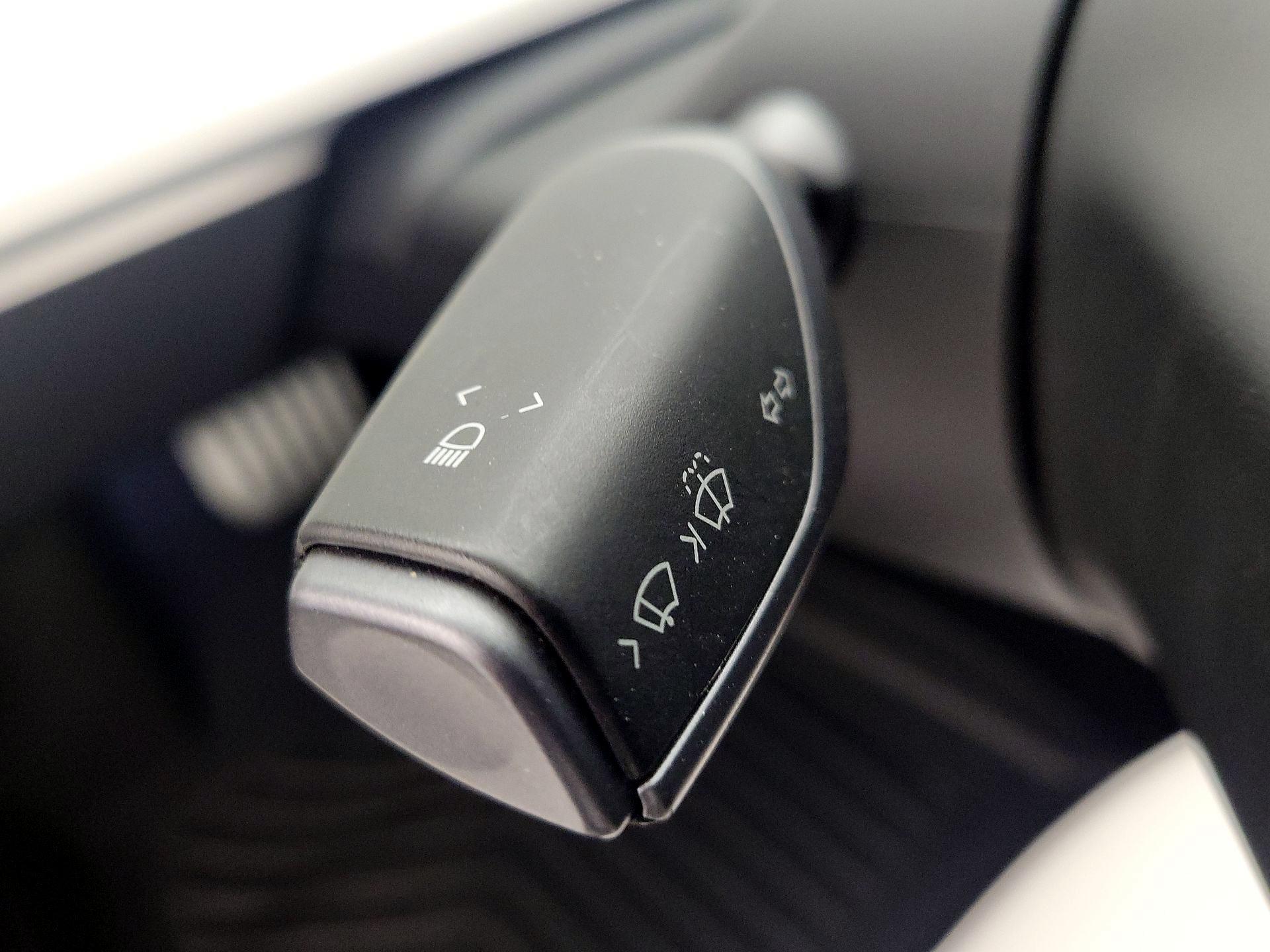 Thumbnail: 2021 Tesla Model 3 - 13