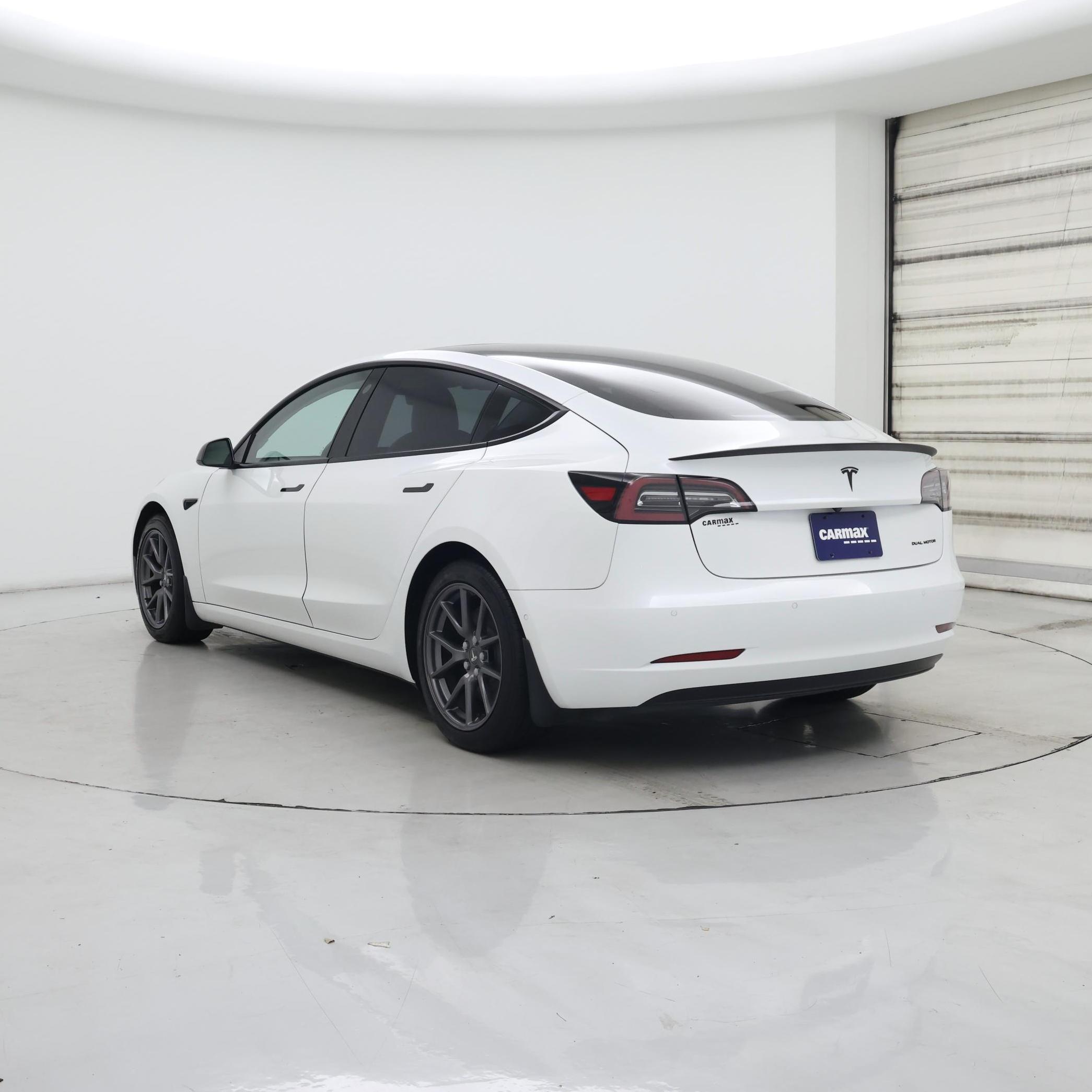 Thumbnail: 2021 Tesla Model 3 - 2