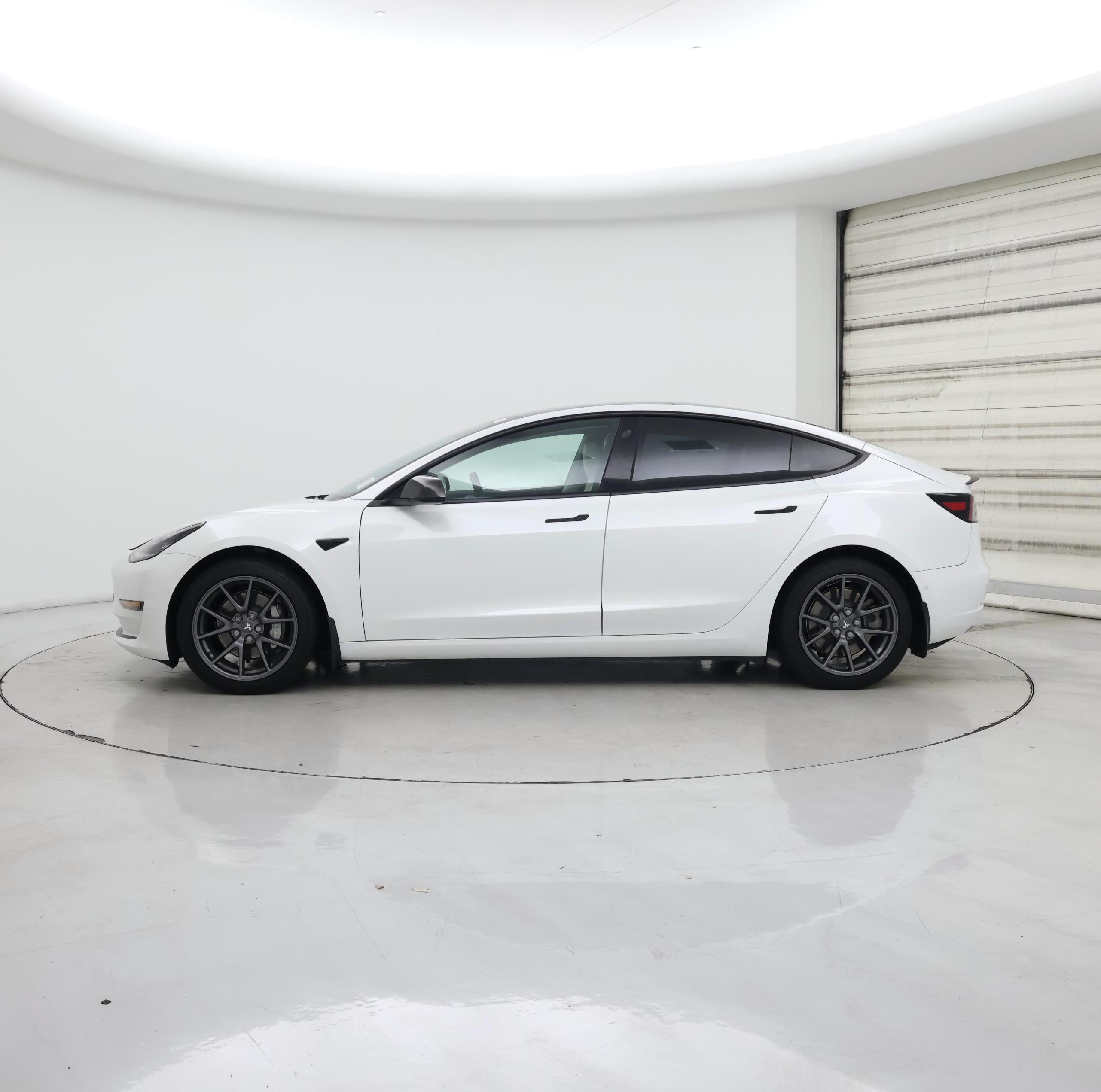 Thumbnail: 2021 Tesla Model 3 - 3