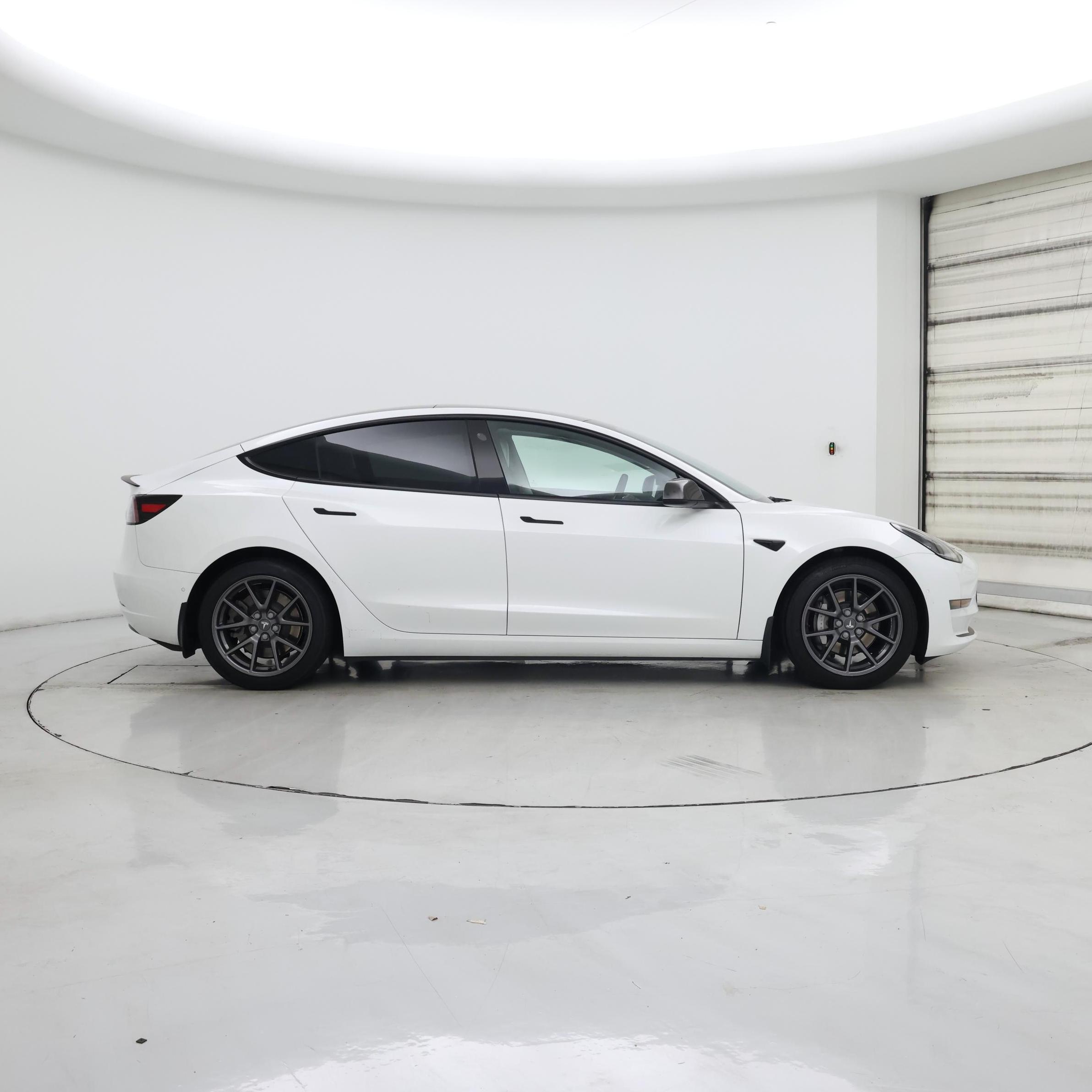 Thumbnail: 2021 Tesla Model 3 - 7