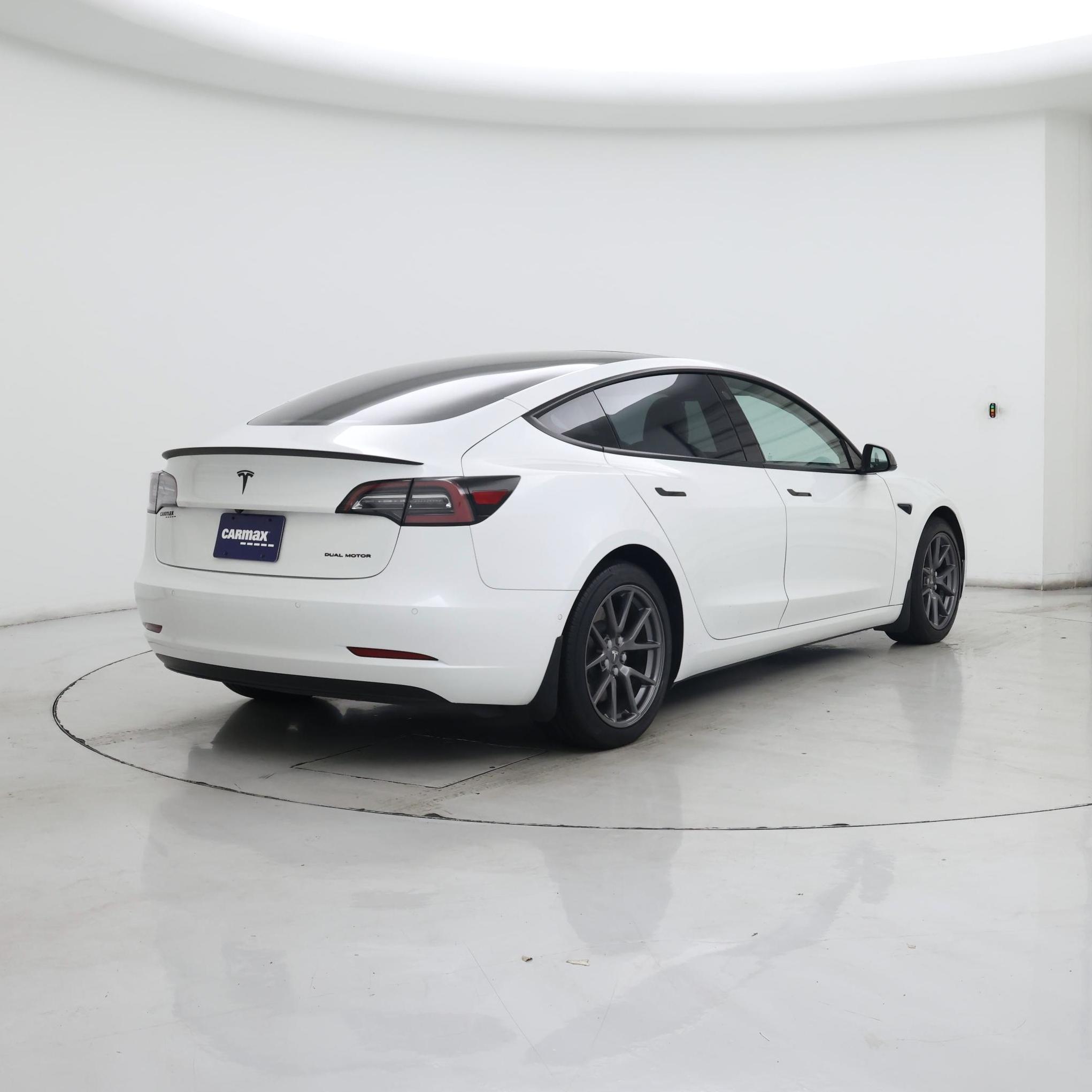 Thumbnail: 2021 Tesla Model 3 - 8