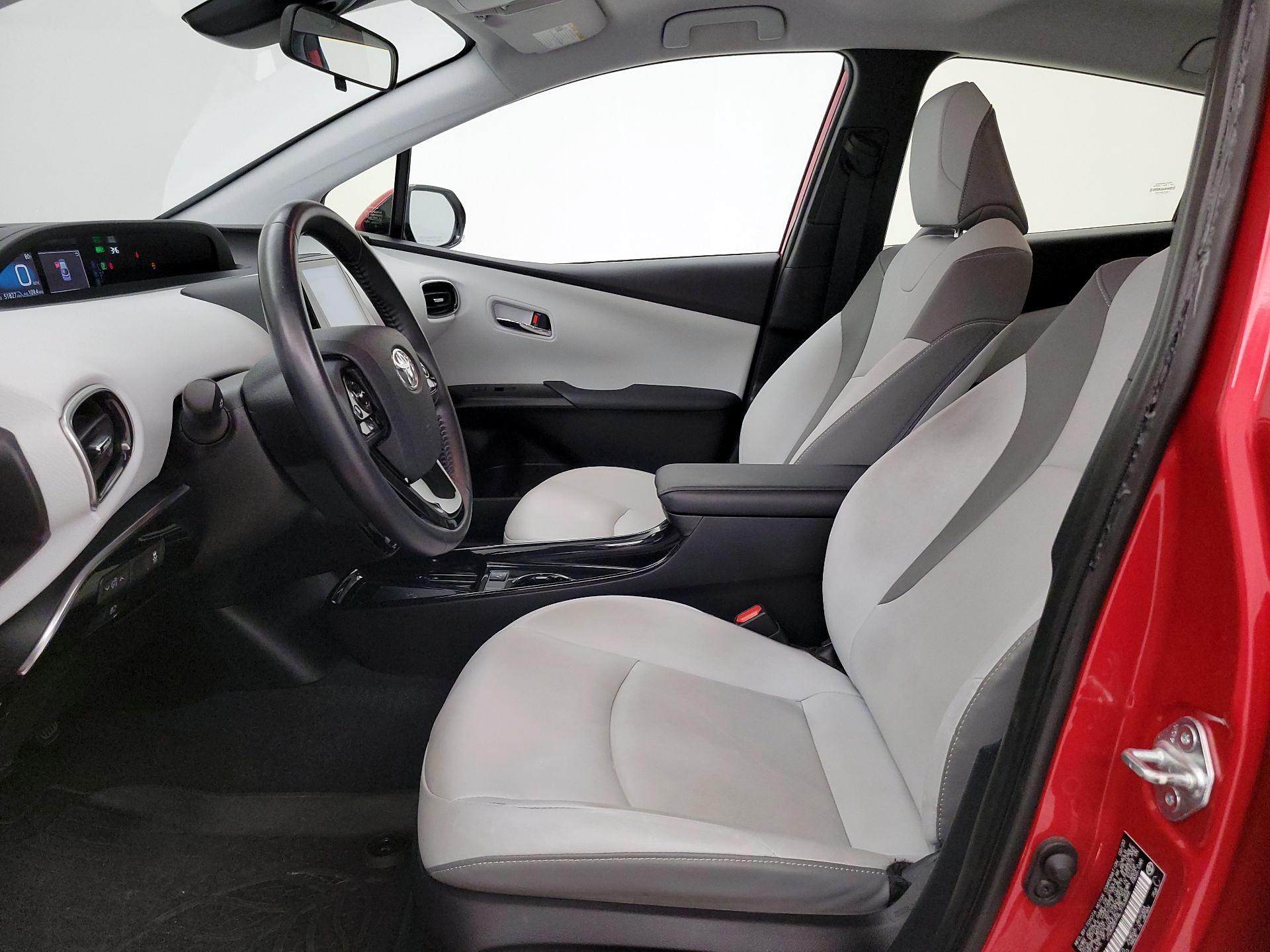 Thumbnail: 2020 Toyota Prius Prime - 11