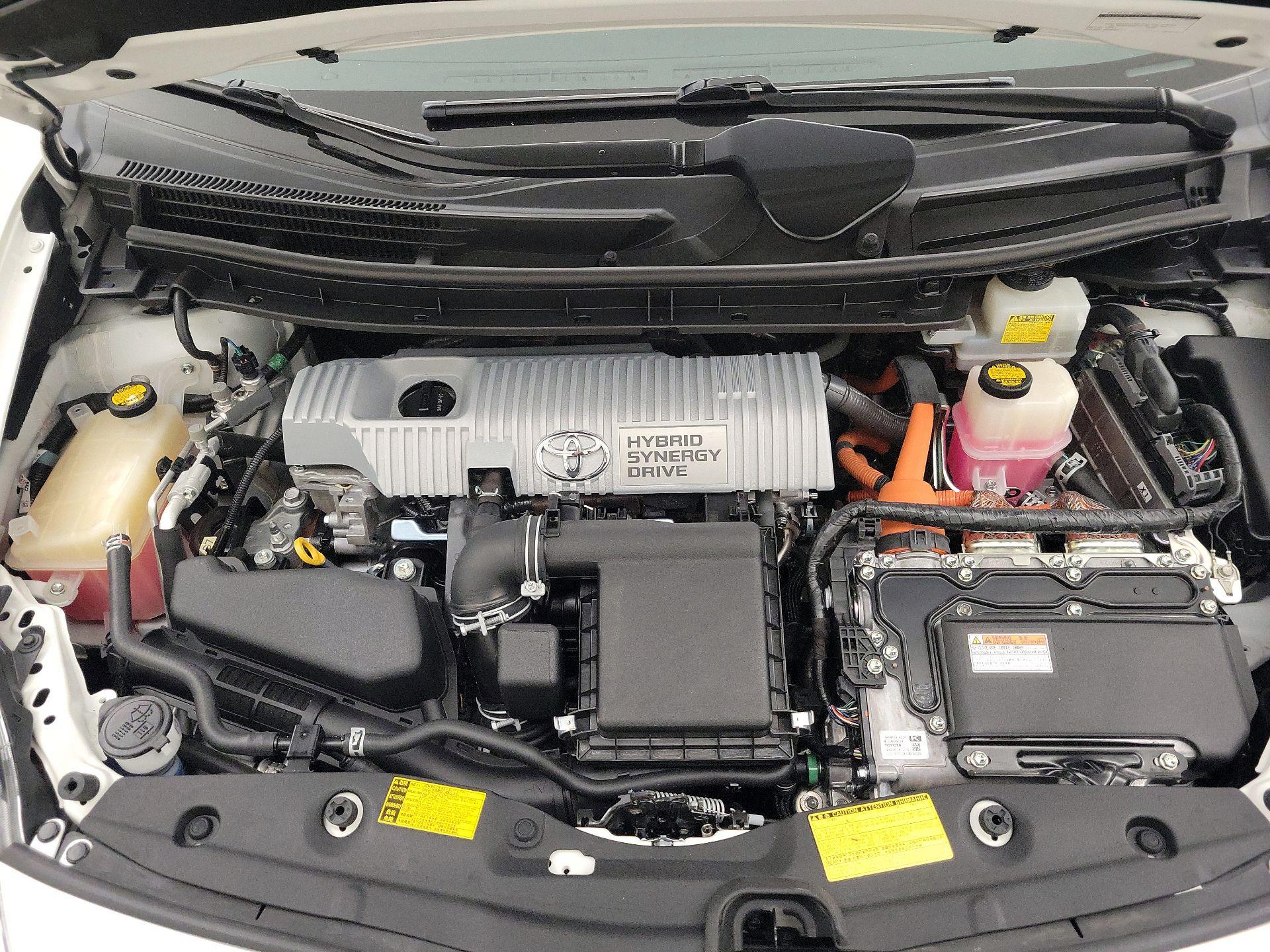 Thumbnail: 2013 Toyota Prius - 19